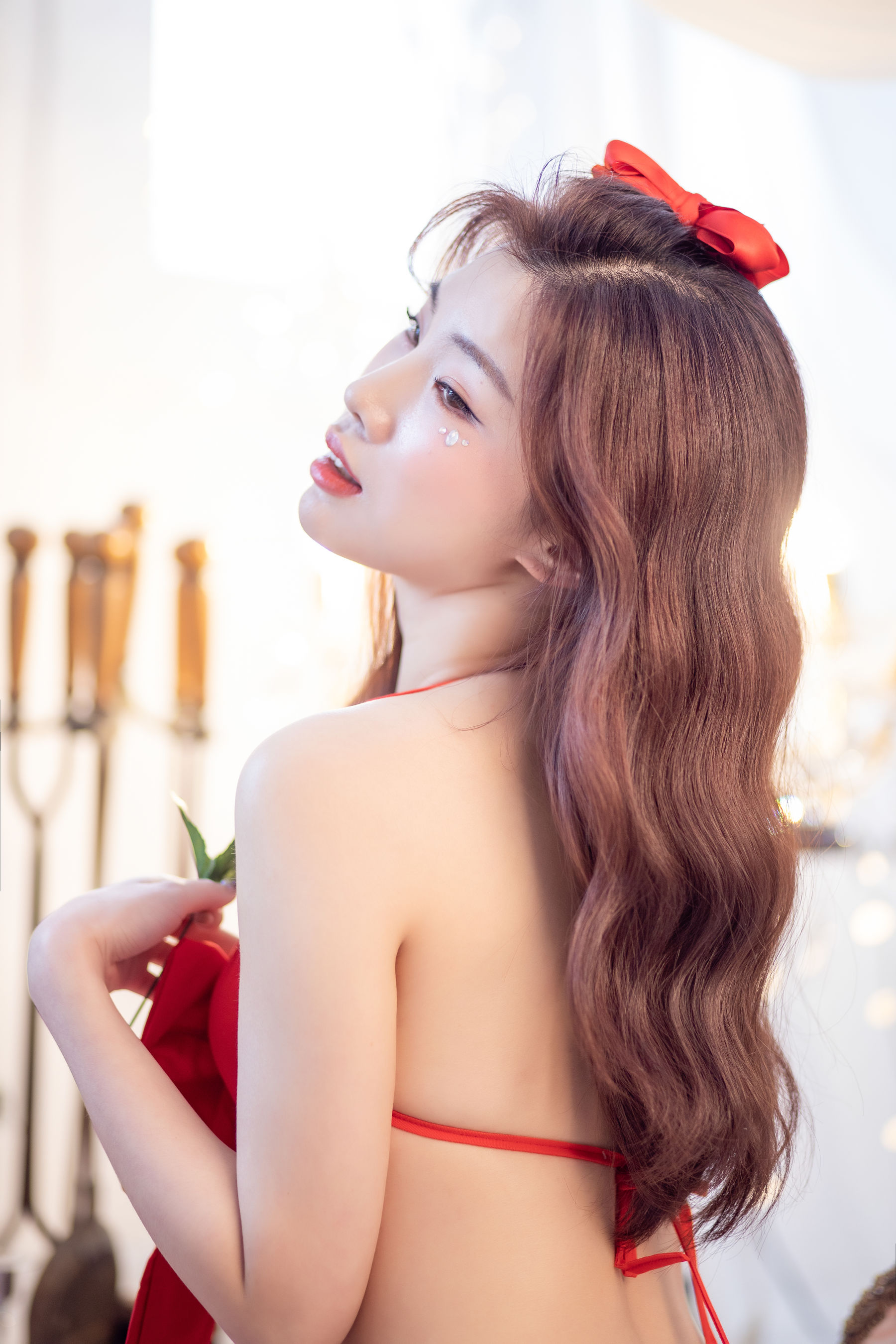 Yebin – X-mas Present red 日韩写真-第3张