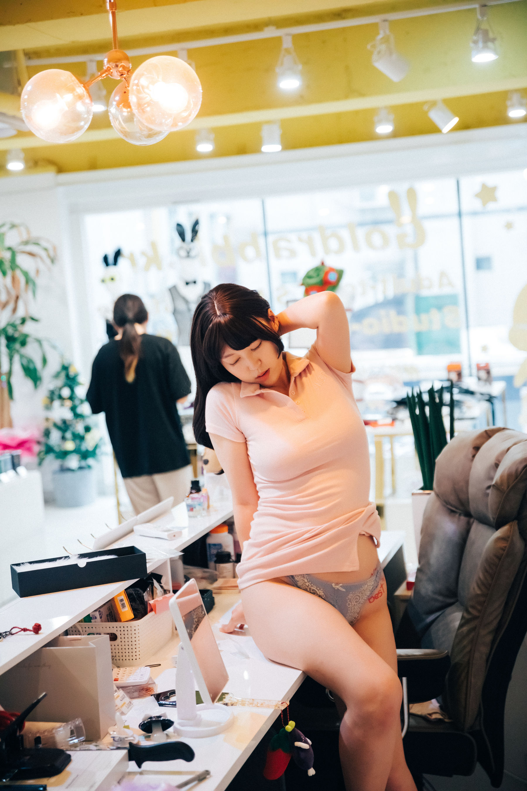 [LOOZY] Mozzi – Adult Shop 日韩写真-第13张