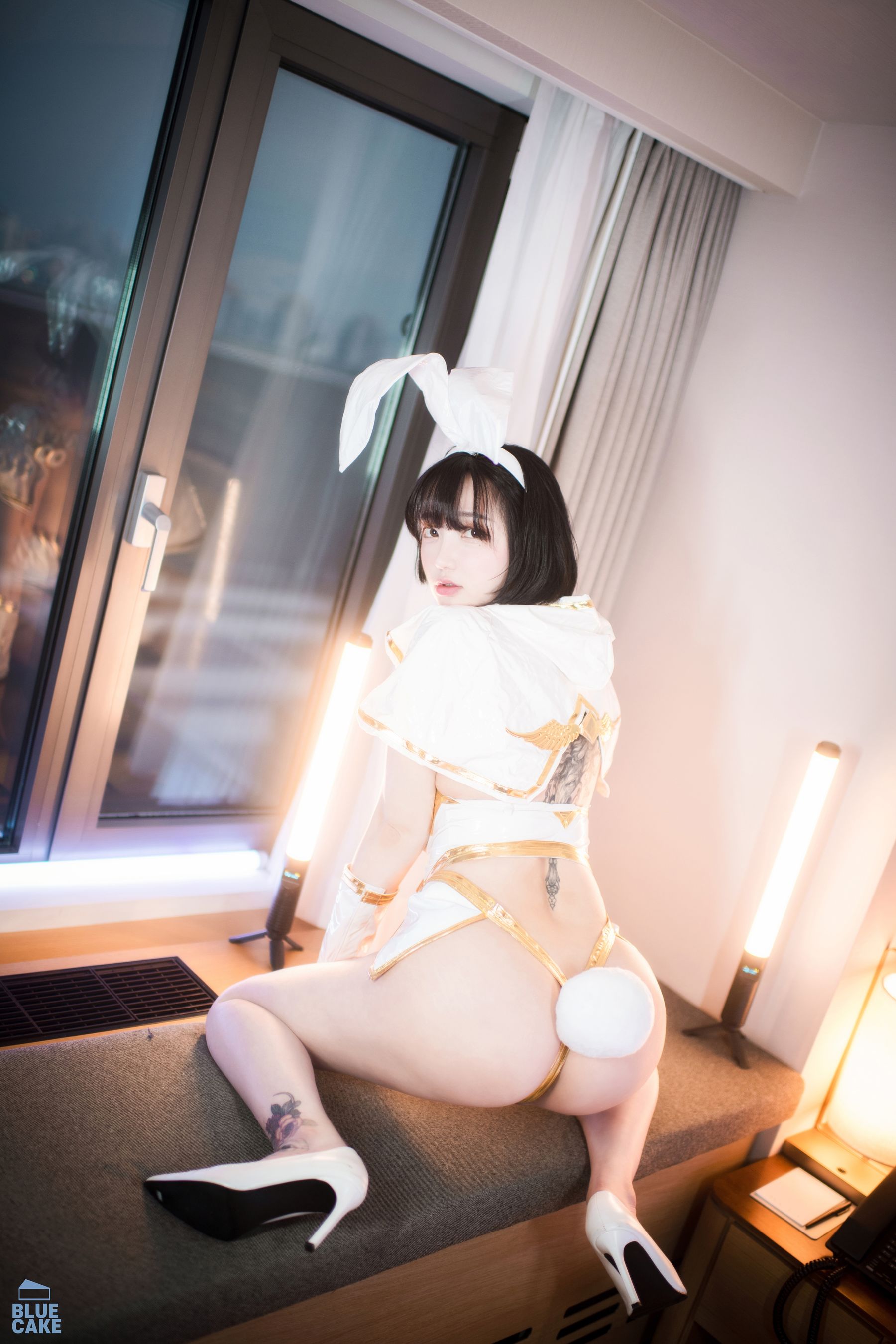 [BLUECAKE] YeEun – BunnyLuXXX 日韩写真-第2张