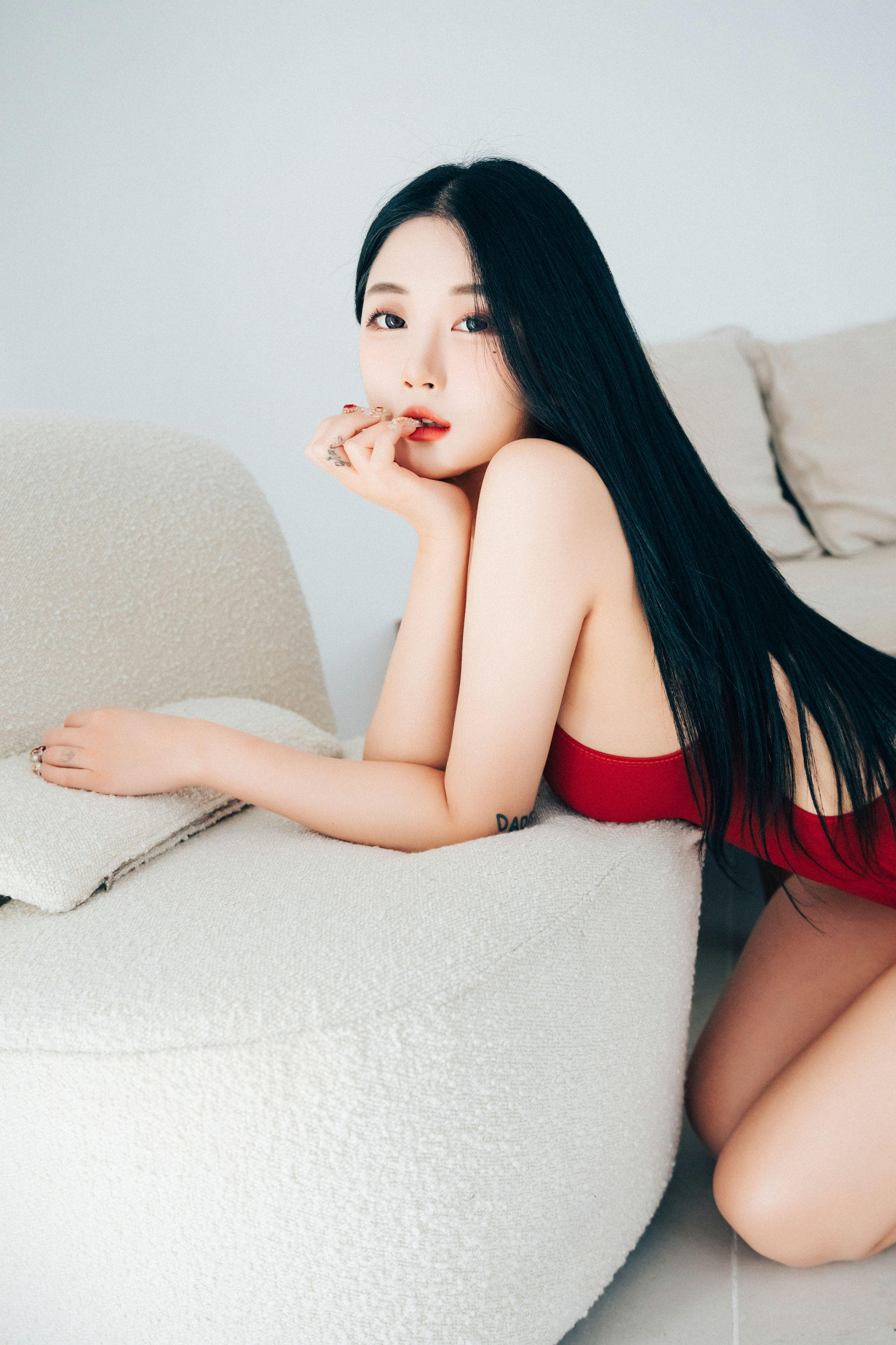 [LOOZY] Bomi – Thin Piece Between 日韩写真-第8张