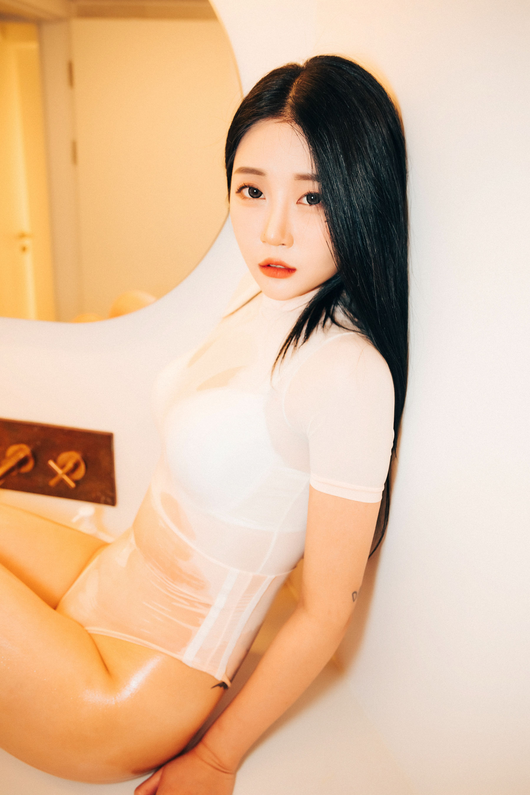 [LOOZY] Bomi – Thin Piece Between 日韩写真-第10张