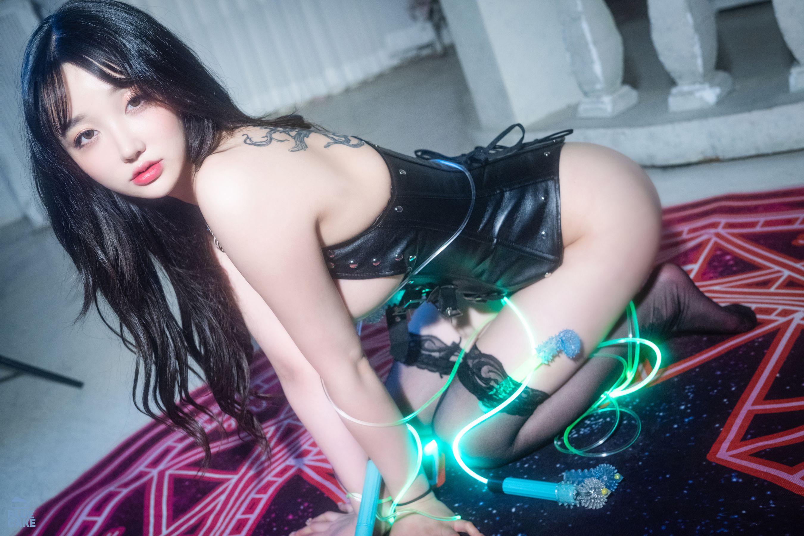 [BLUECAKE] YeEun – Tentacle Bukkake RED+ 日韩写真-第15张
