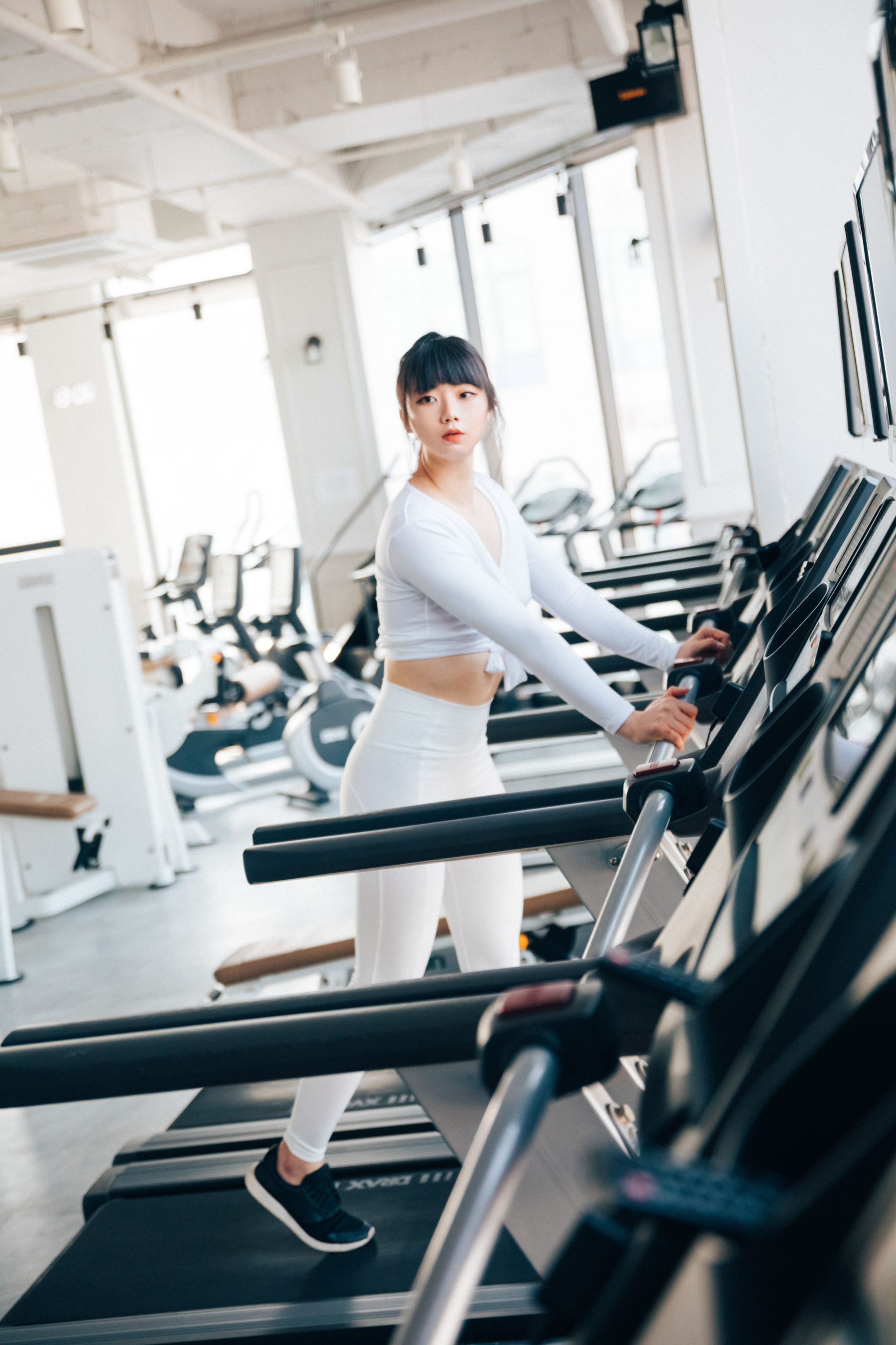 [Loozy] Kissme – Strip Fitness 日韩写真-第2张