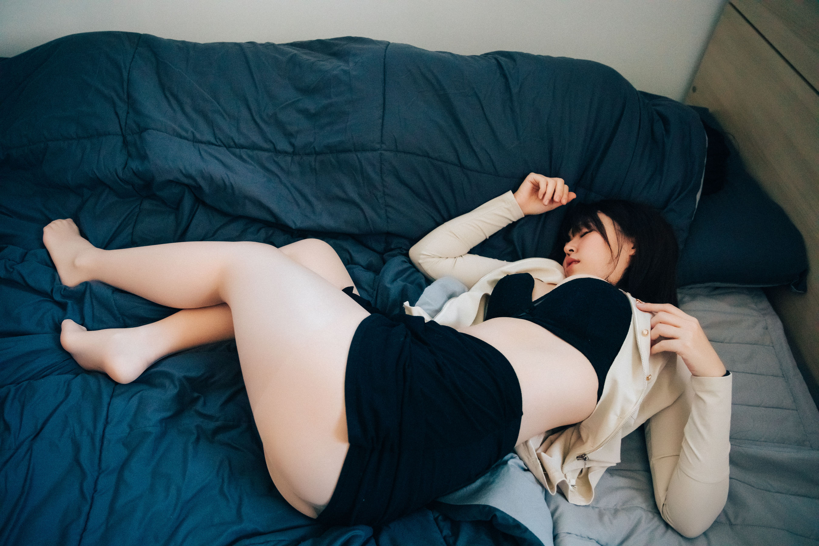 [LOOZY] Mozzi – Neto 日韩写真-第2张