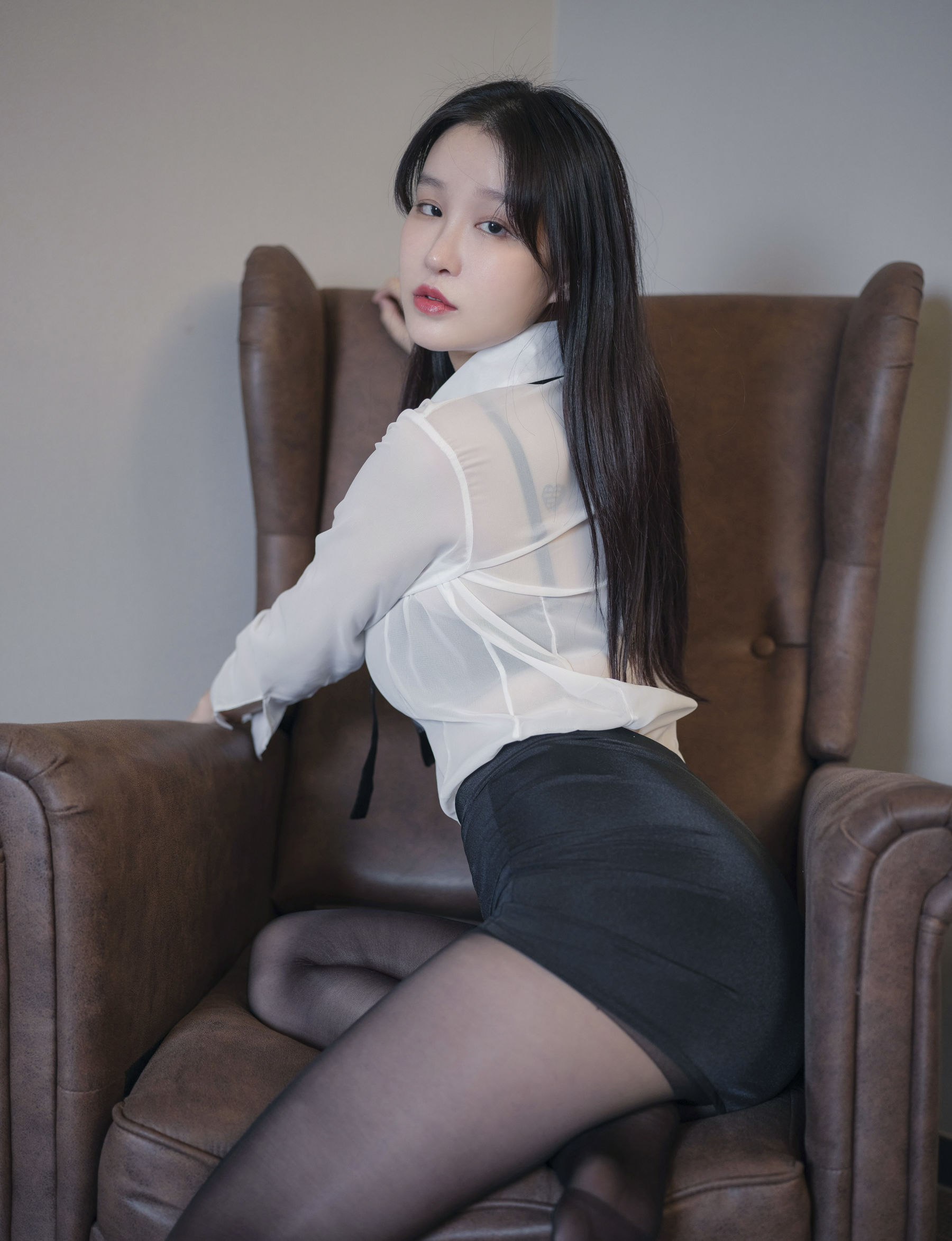 [ARTGRAVIA] VOL.355 Leesnoww_ 日韩写真-第3张