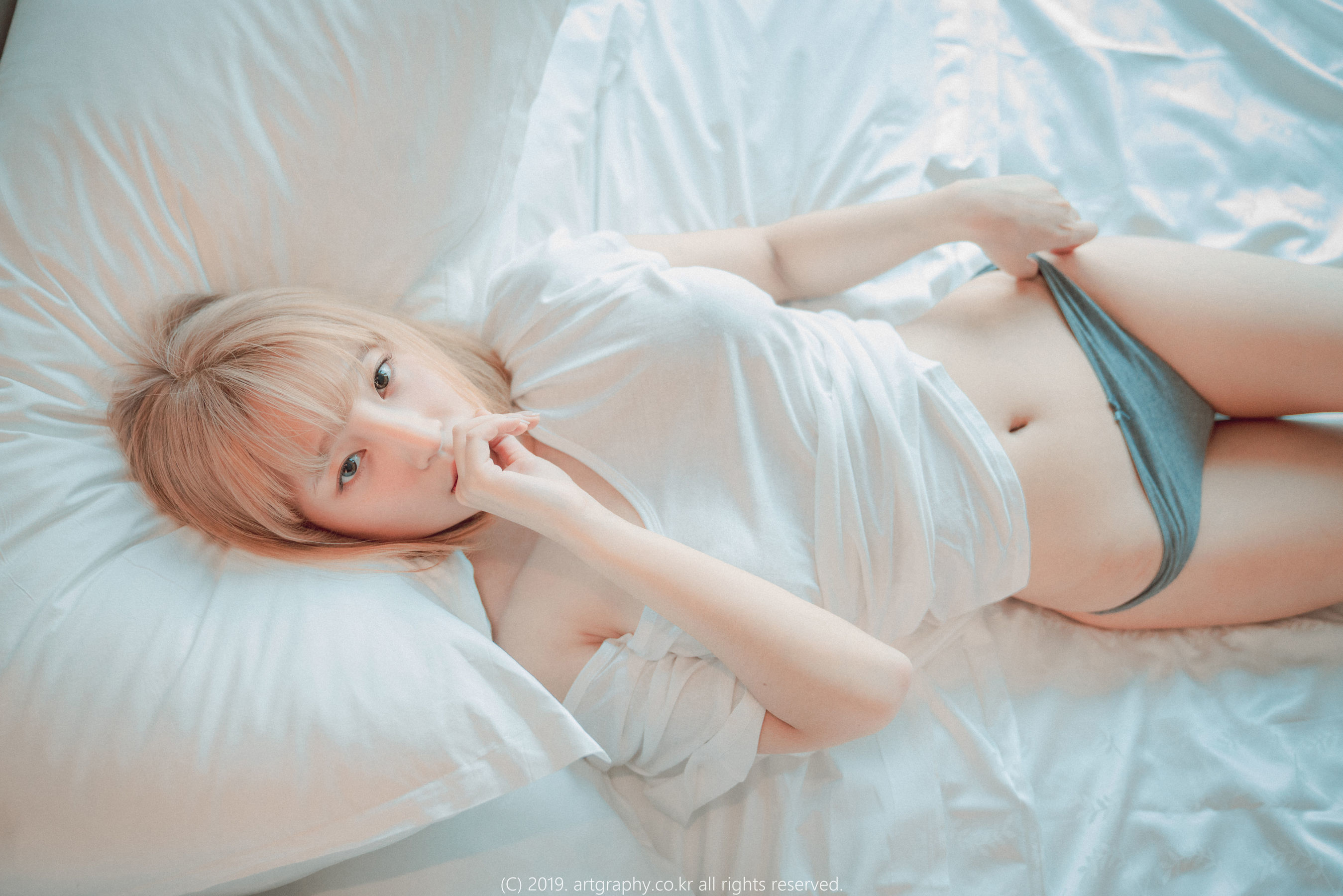 [ARTGRAVIA] VOL.062 姜仁卿 – 丁字裤+T恤衫+网袜兔女郎 日韩写真-第13张
