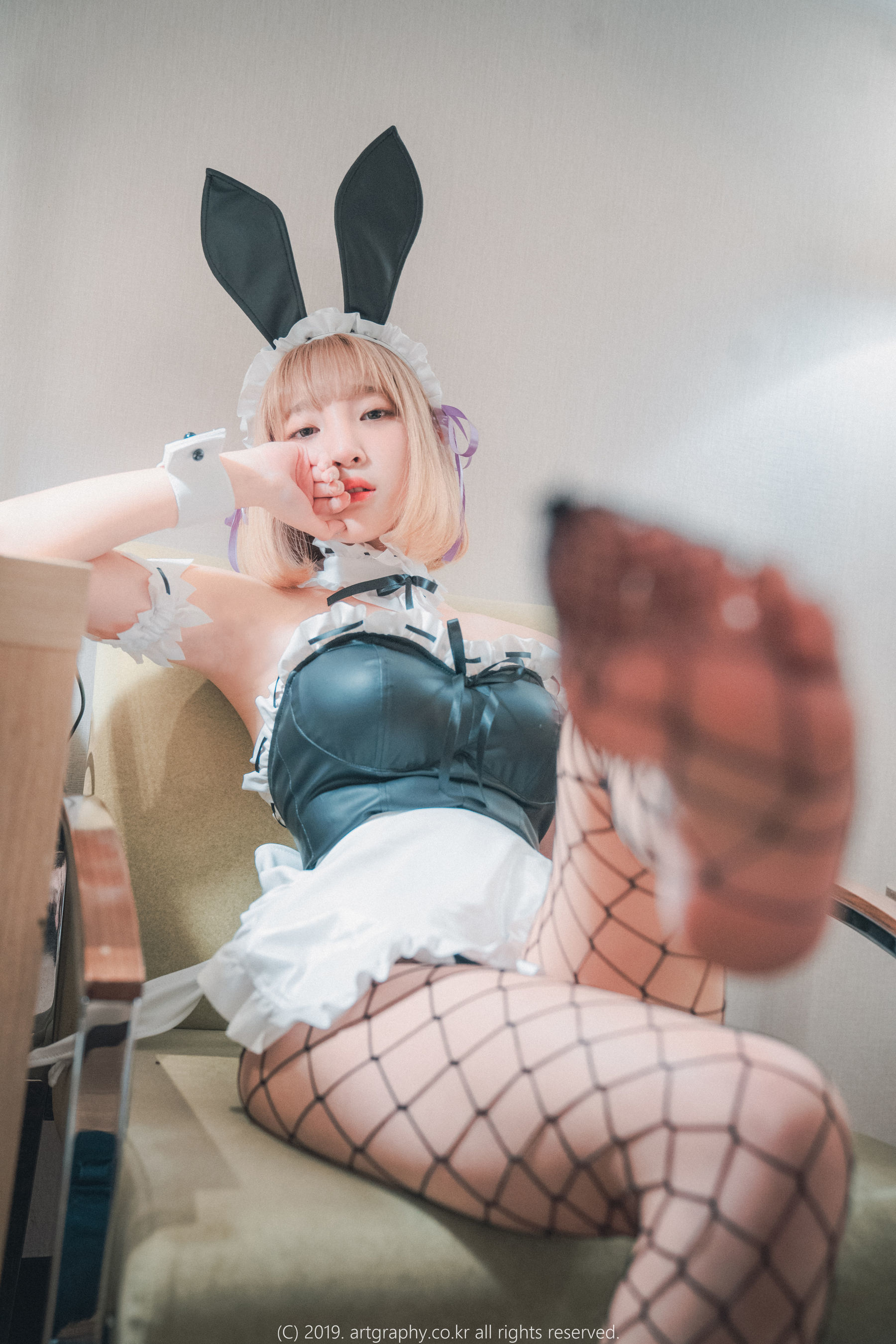 [ARTGRAVIA] VOL.062 姜仁卿 – 丁字裤+T恤衫+网袜兔女郎 日韩写真-第30张