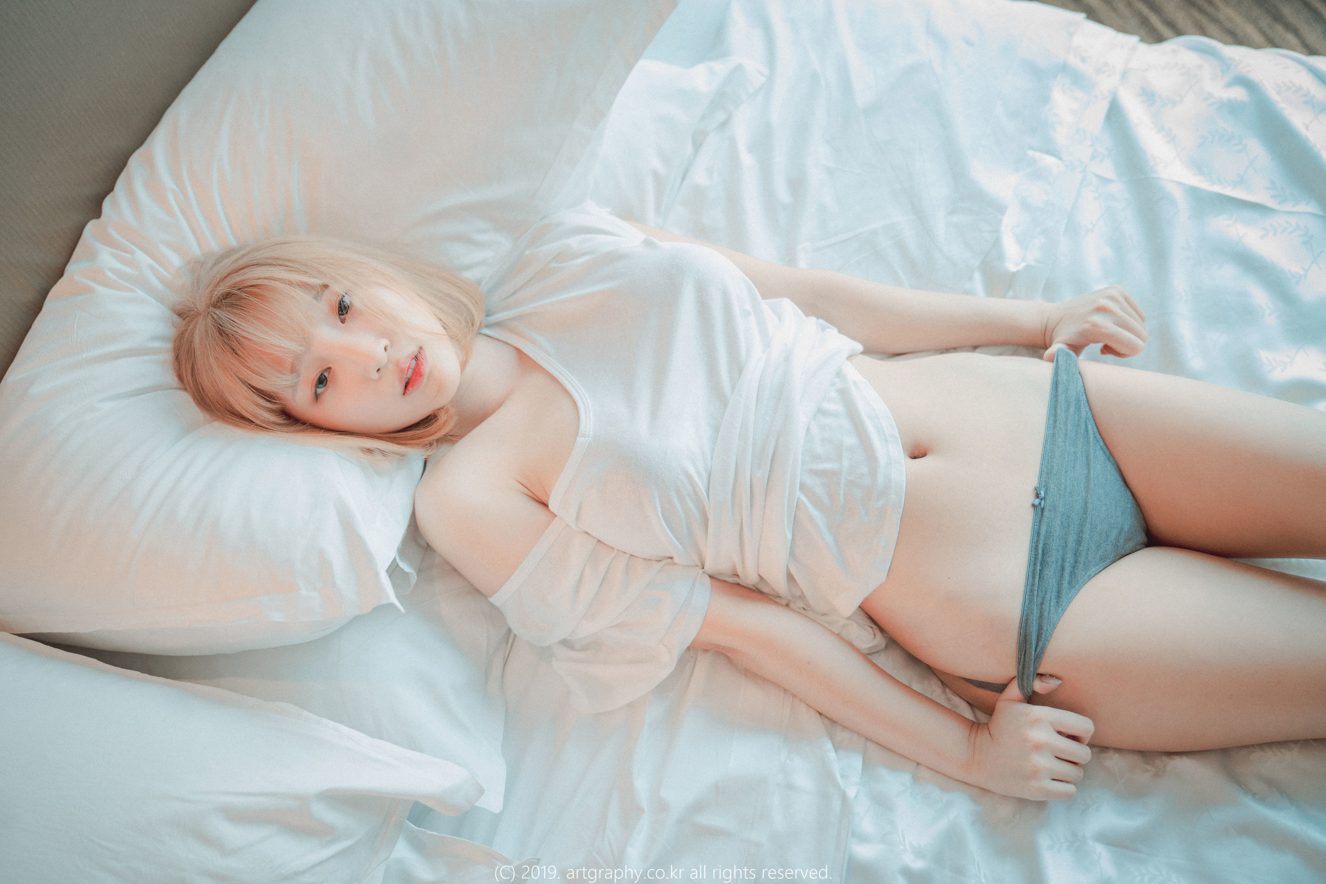 [ARTGRAVIA] VOL.062 姜仁卿 – 丁字裤+T恤衫+网袜兔女郎 日韩写真-第10张