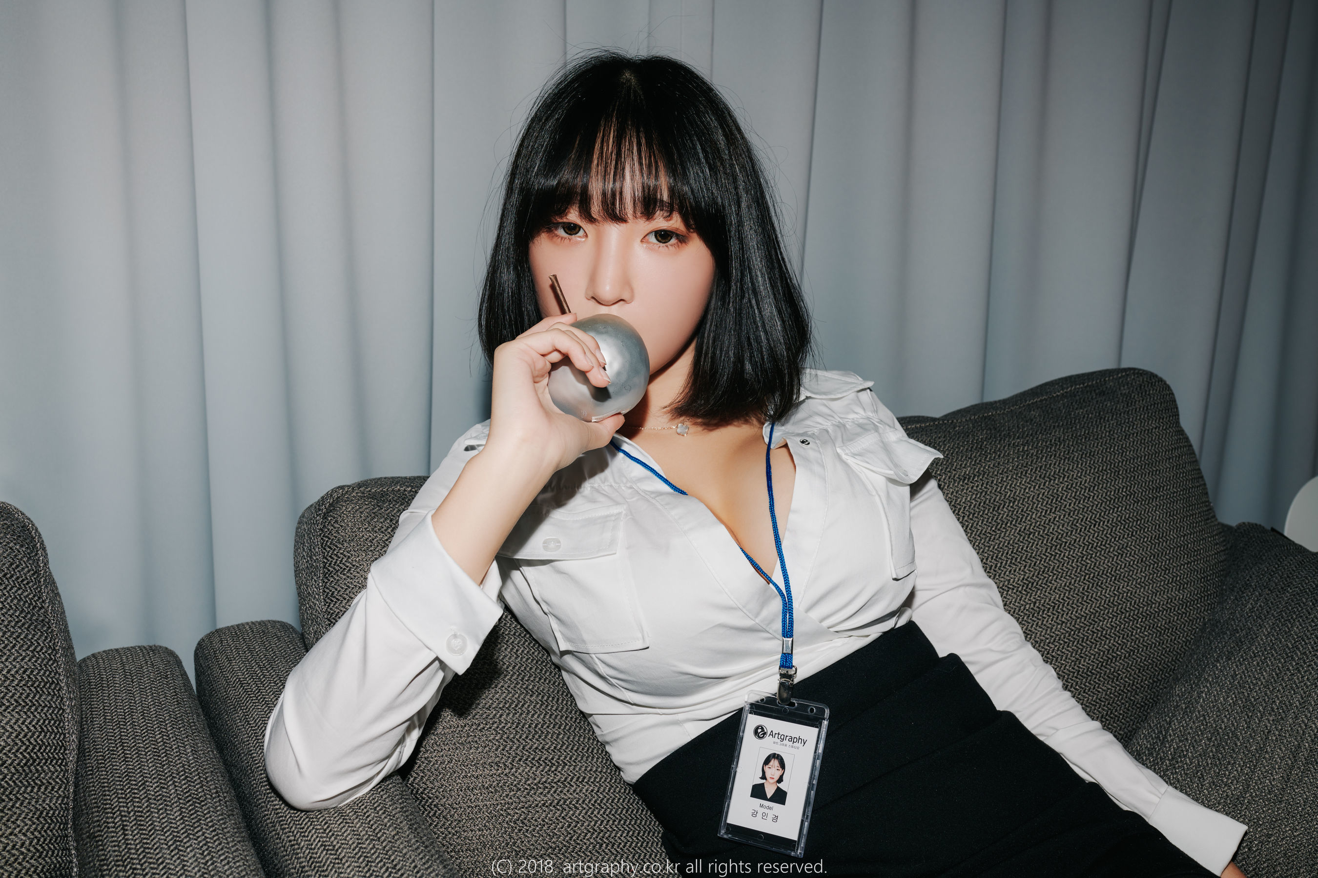 [ARTGRAVIA] VOL.042 姜仁卿 – 黑丝制服+女仆诱惑 日韩写真-第6张