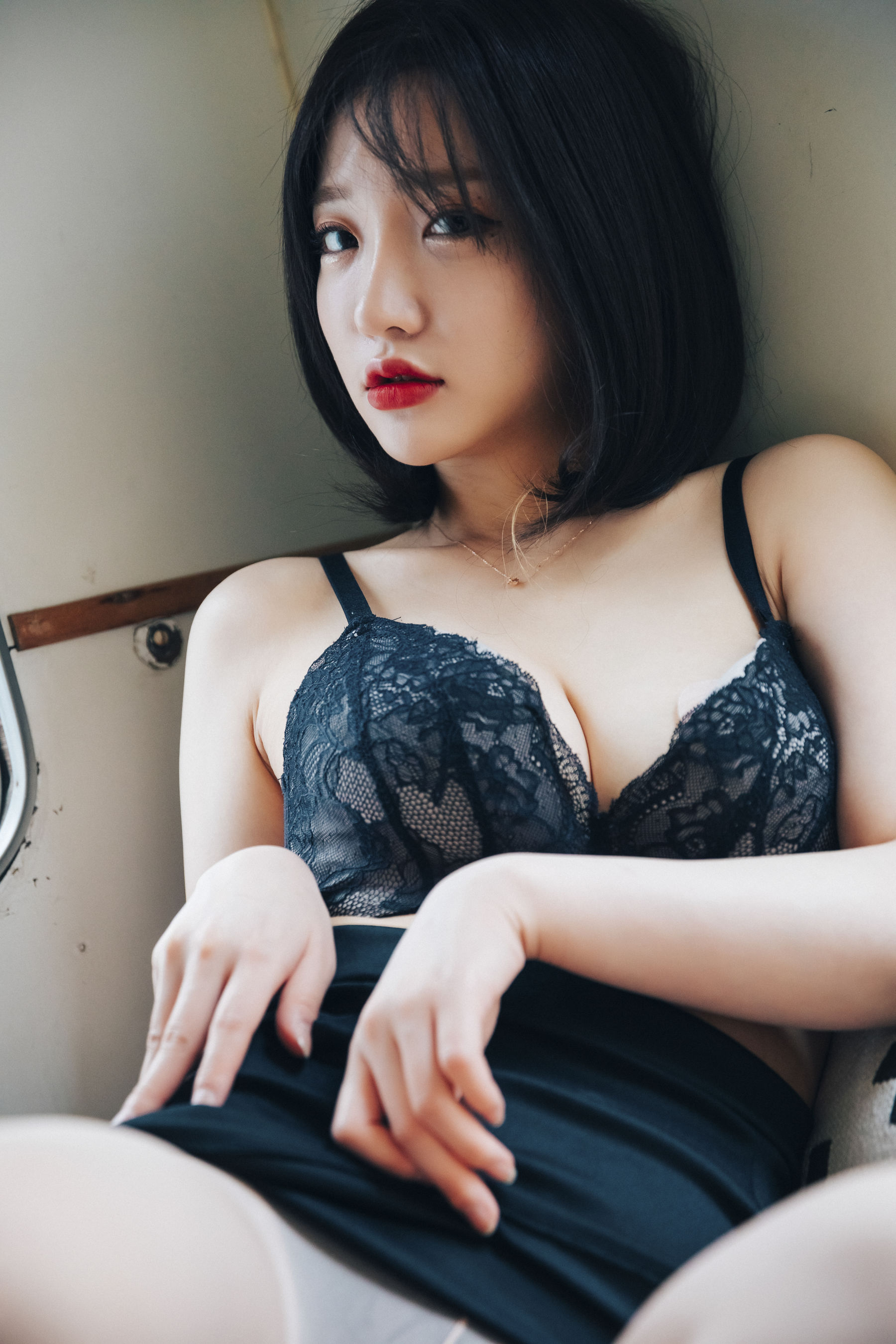 [LOOZY] Yeeun – Officegirls Vacation Vol.2 日韩写真-第31张