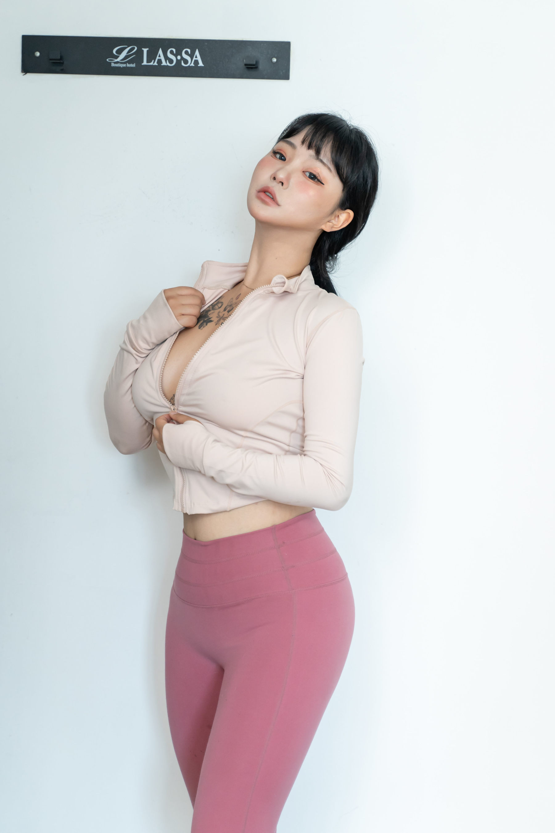 saintphotolife Boyeon – Nude Leggings 日韩写真-第2张
