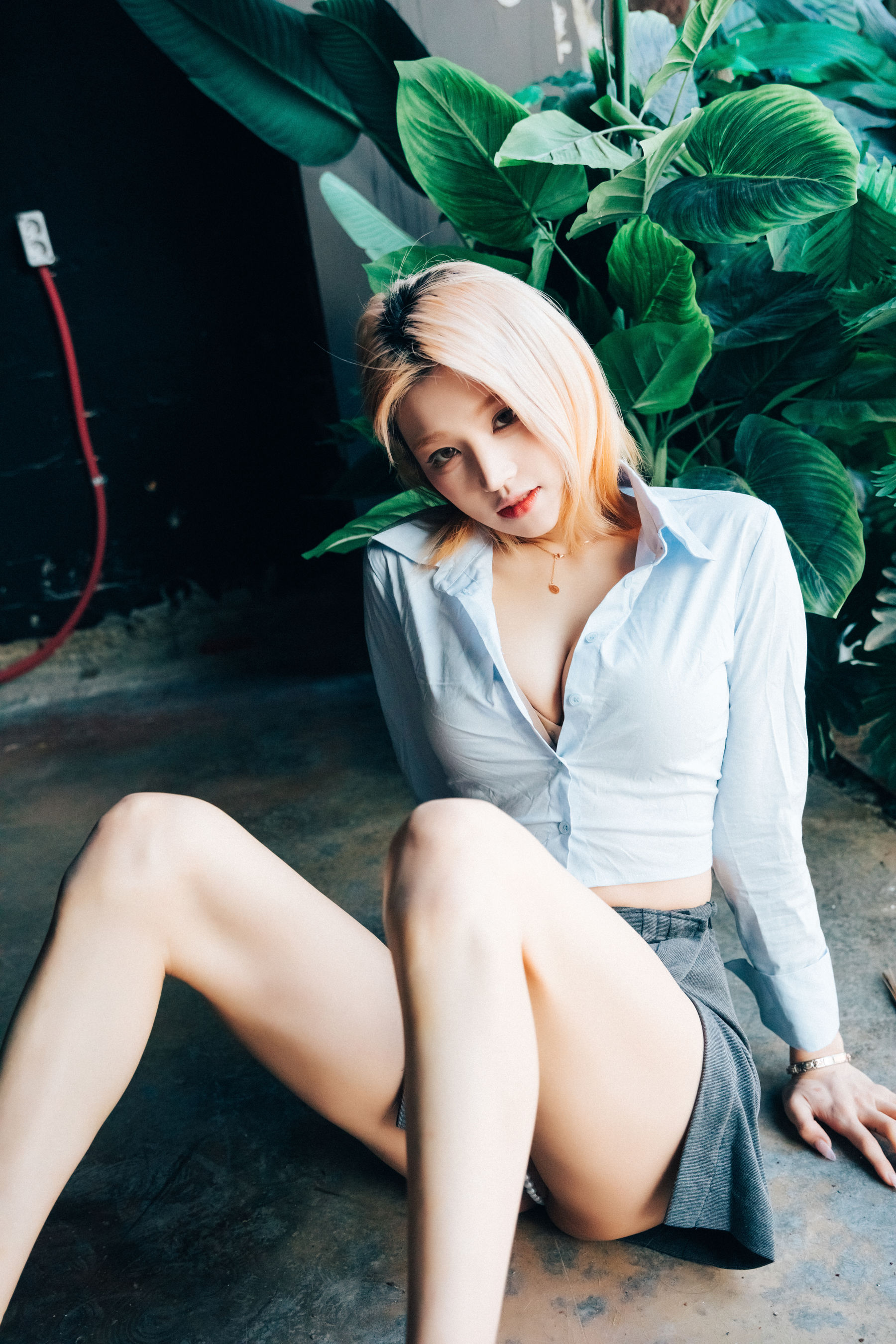 [LOOZY] Taeri – Enslave 日韩写真-第2张