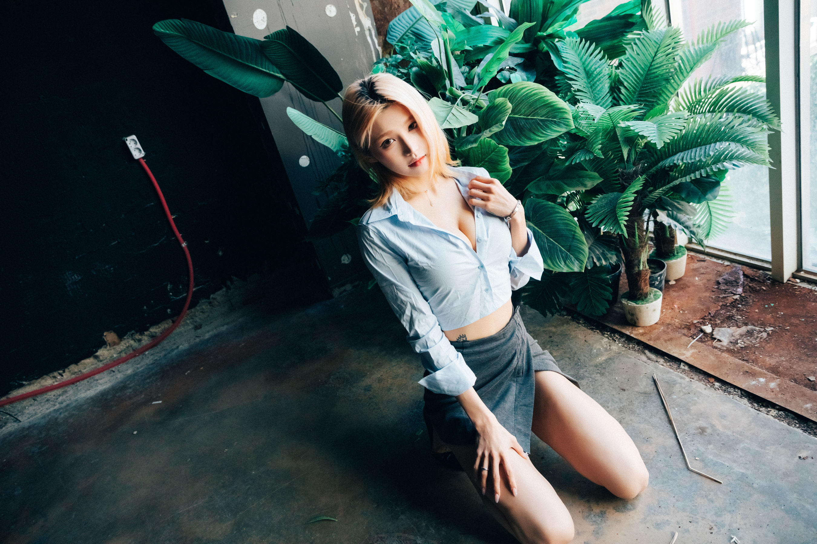 [LOOZY] Taeri – Enslave 日韩写真-第1张