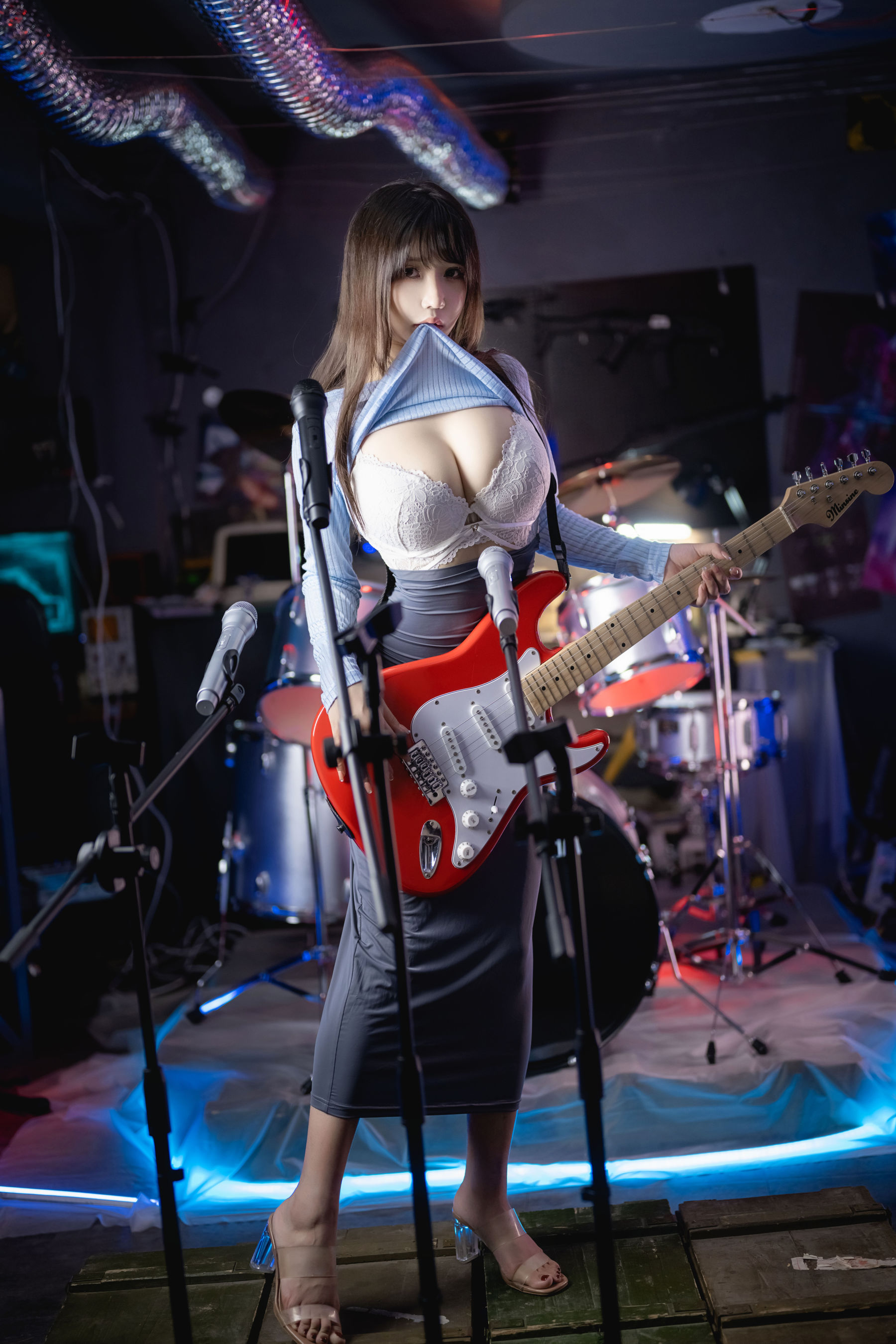 二次元妹子抱走莫子aa – 吉他妹妹 Cosplay-第5张