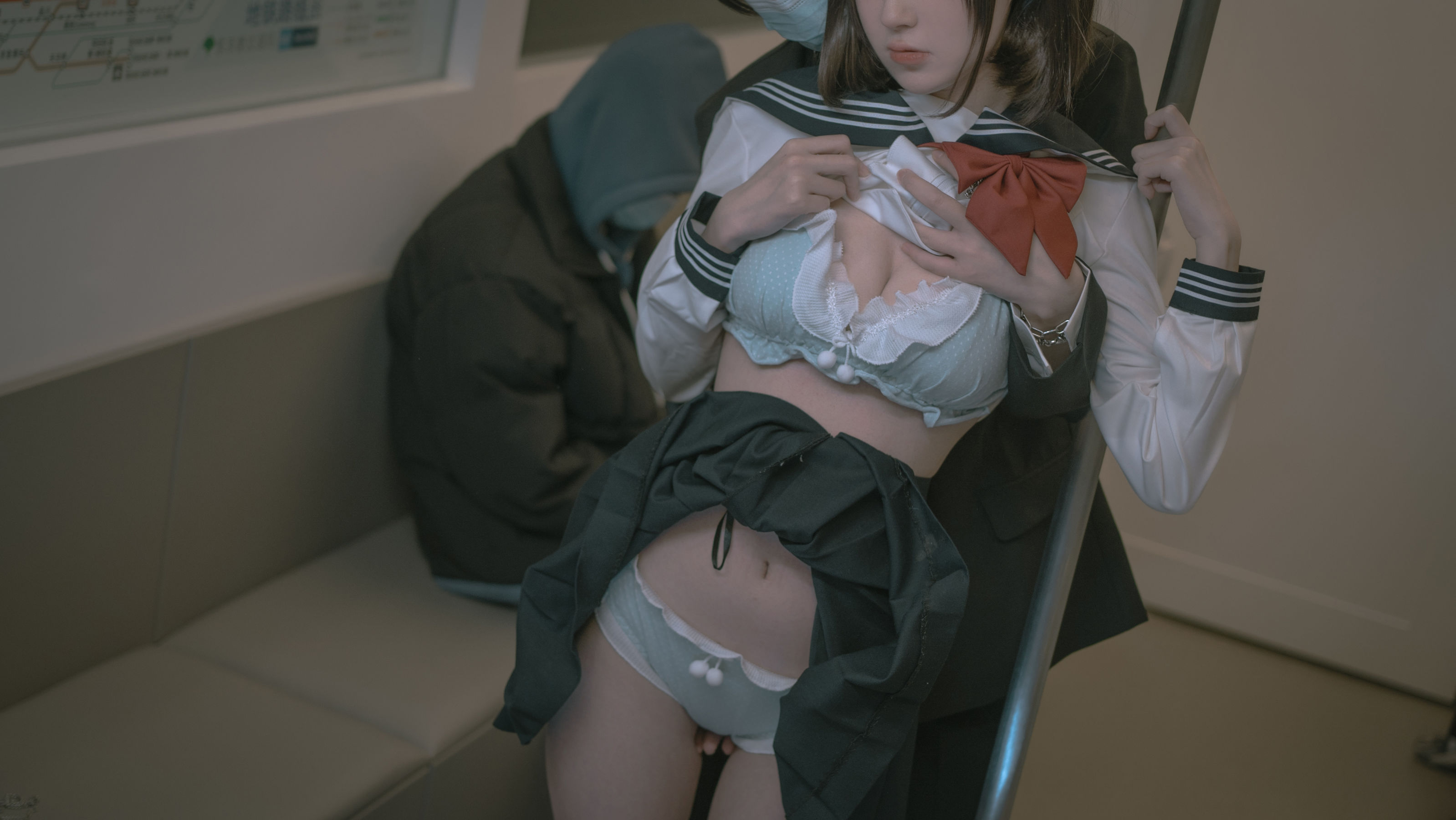 西园寺南歌 – 电车物语 Cosplay-第8张