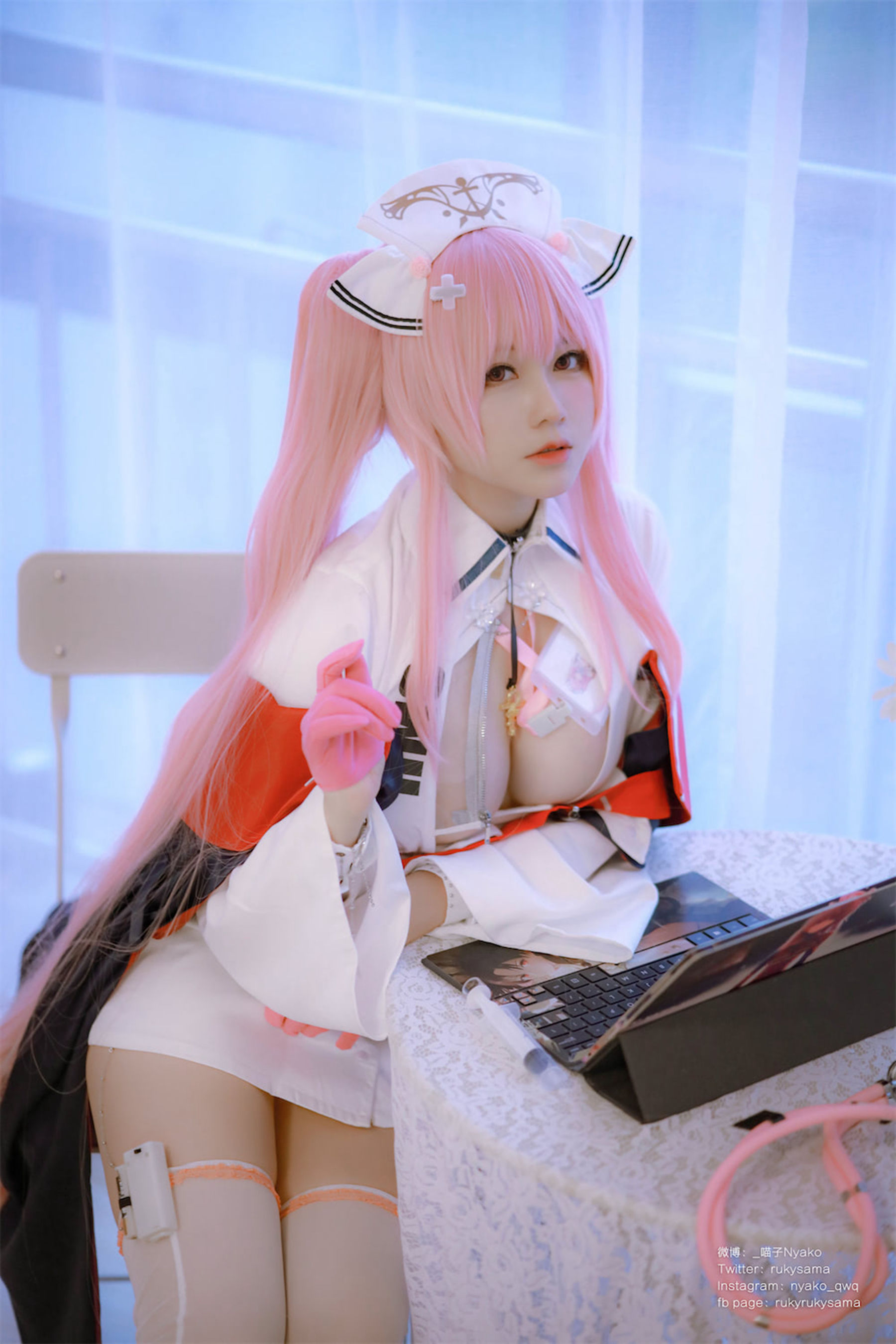 萌妹子Nyako喵子 – 英仙座护士 Cosplay-第7张
