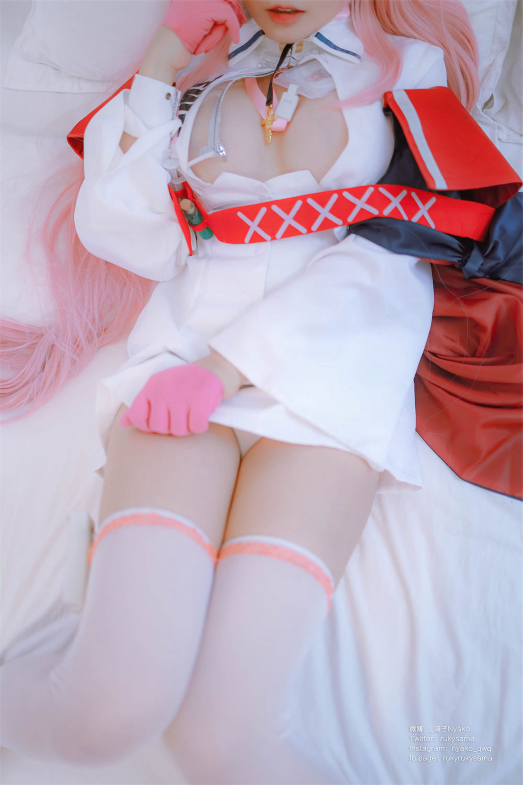 萌妹子Nyako喵子 – 英仙座护士 Cosplay-第5张