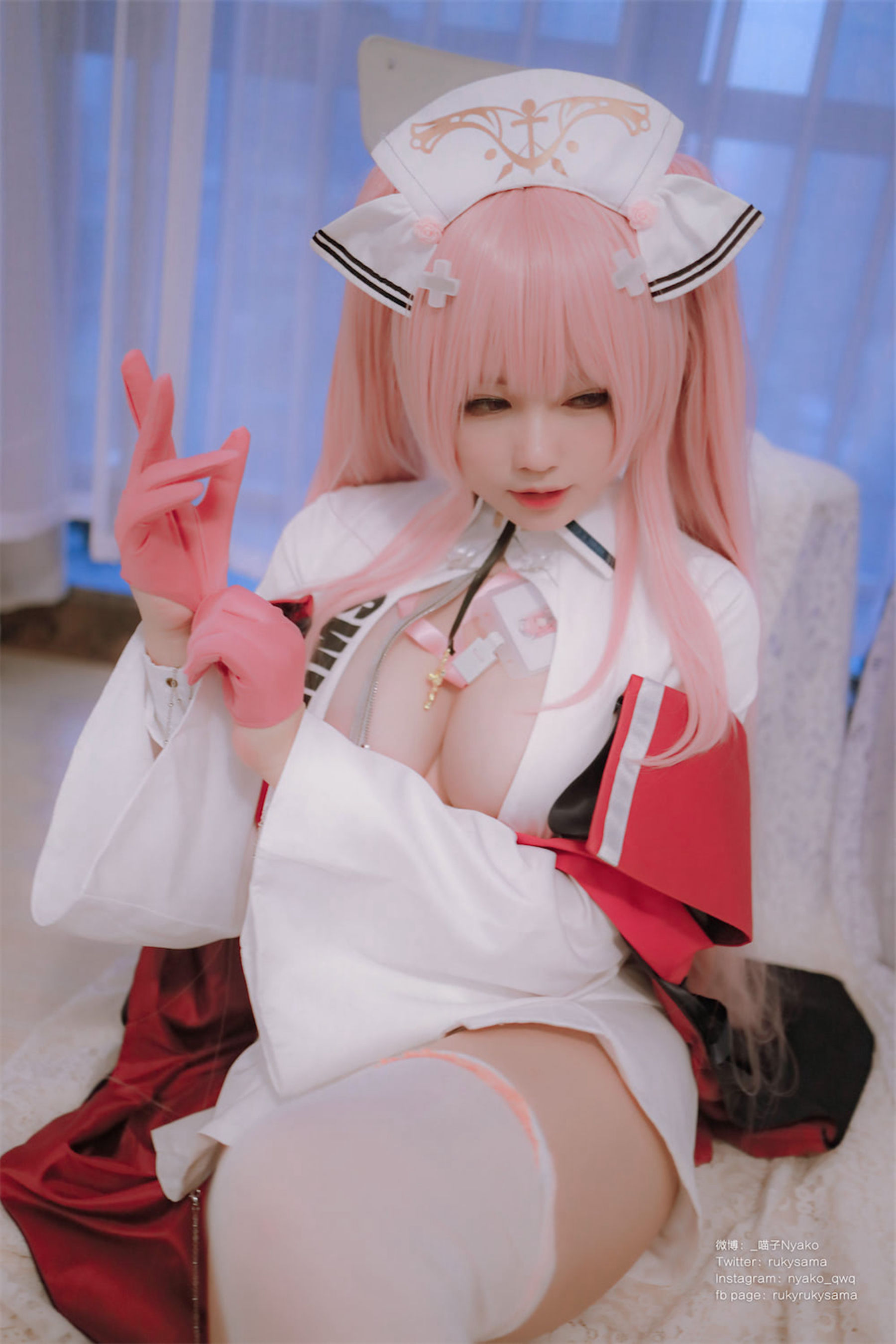 萌妹子Nyako喵子 – 英仙座护士 Cosplay-第2张