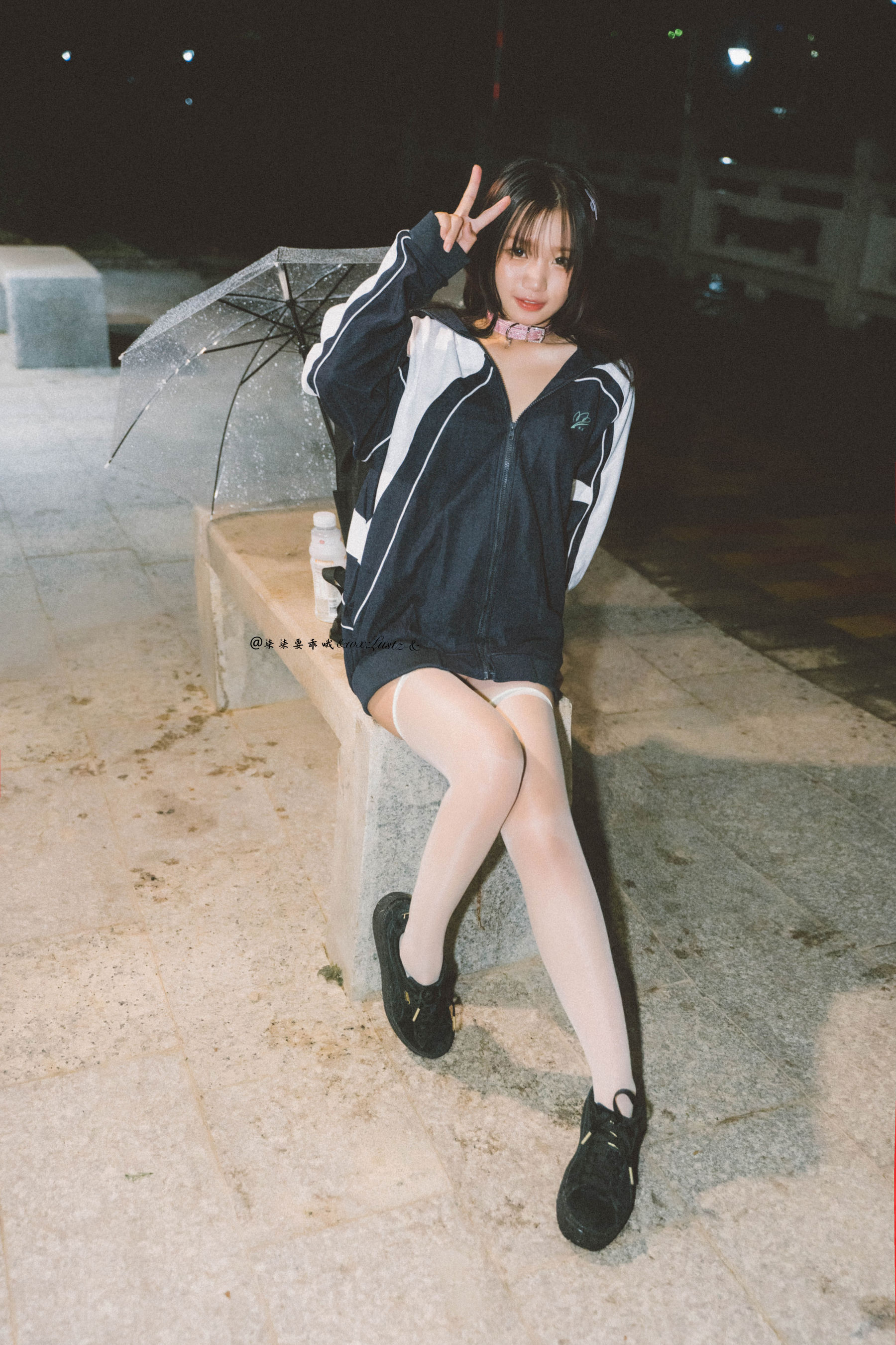 动漫博主柒柒要乖哦 – 校服 Cosplay-第1张