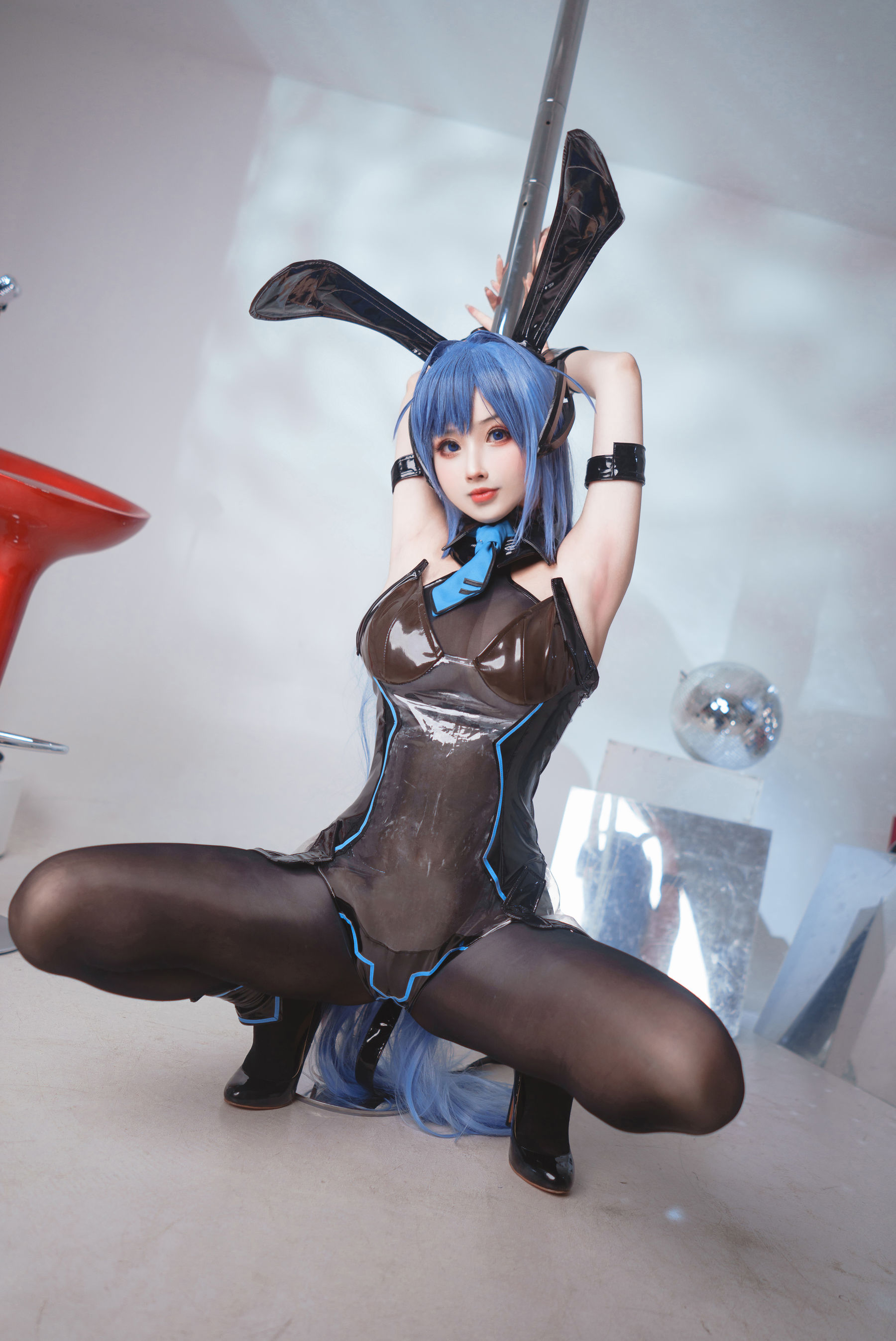 COS福利rioko凉凉子 – 花园兔女郎 Cosplay-第6张