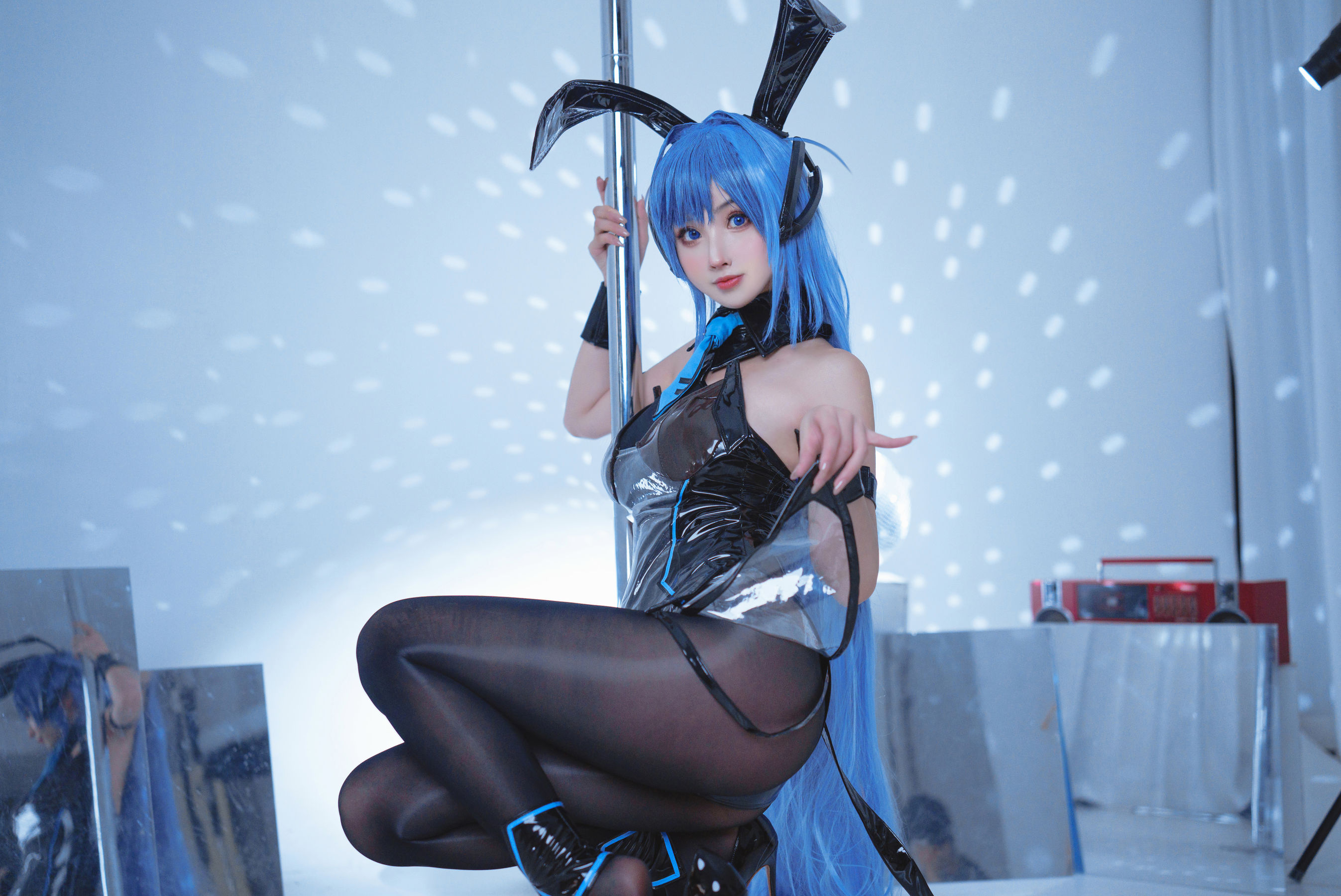 COS福利rioko凉凉子 – 花园兔女郎 Cosplay-第8张