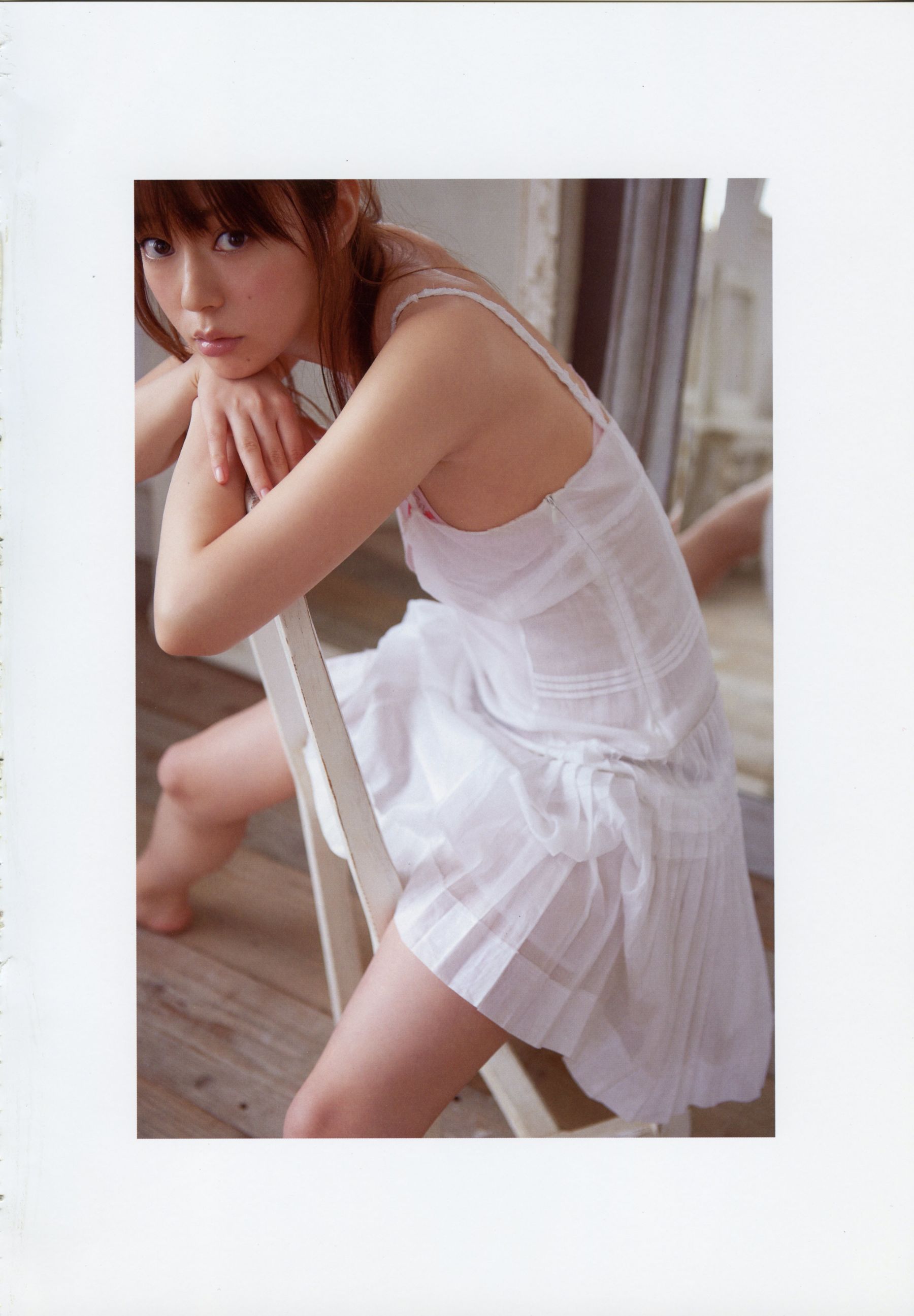 Yuria Haga 芳賀優里亜 写真集 「赤×ピンク」 Cosplay-第3张