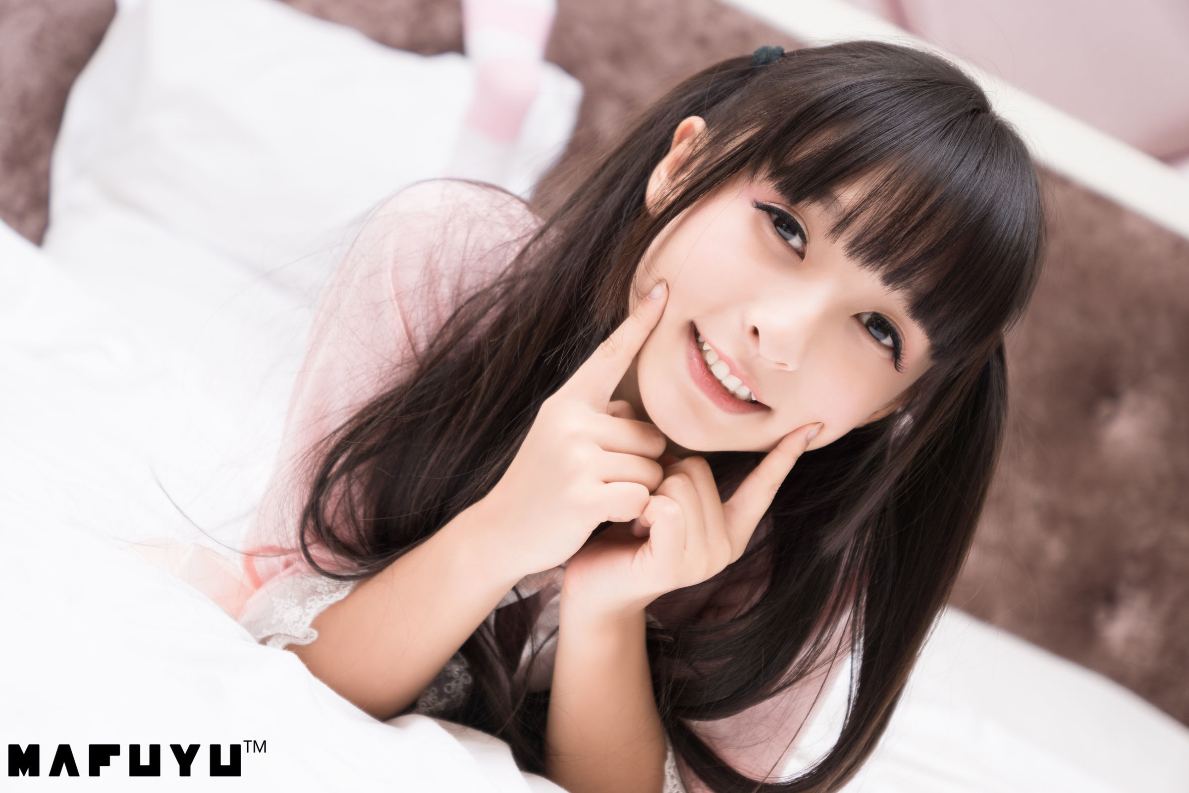 [萝莉COS] 神楽板真冬 粉白条纹系列套图 Cosplay-第53张