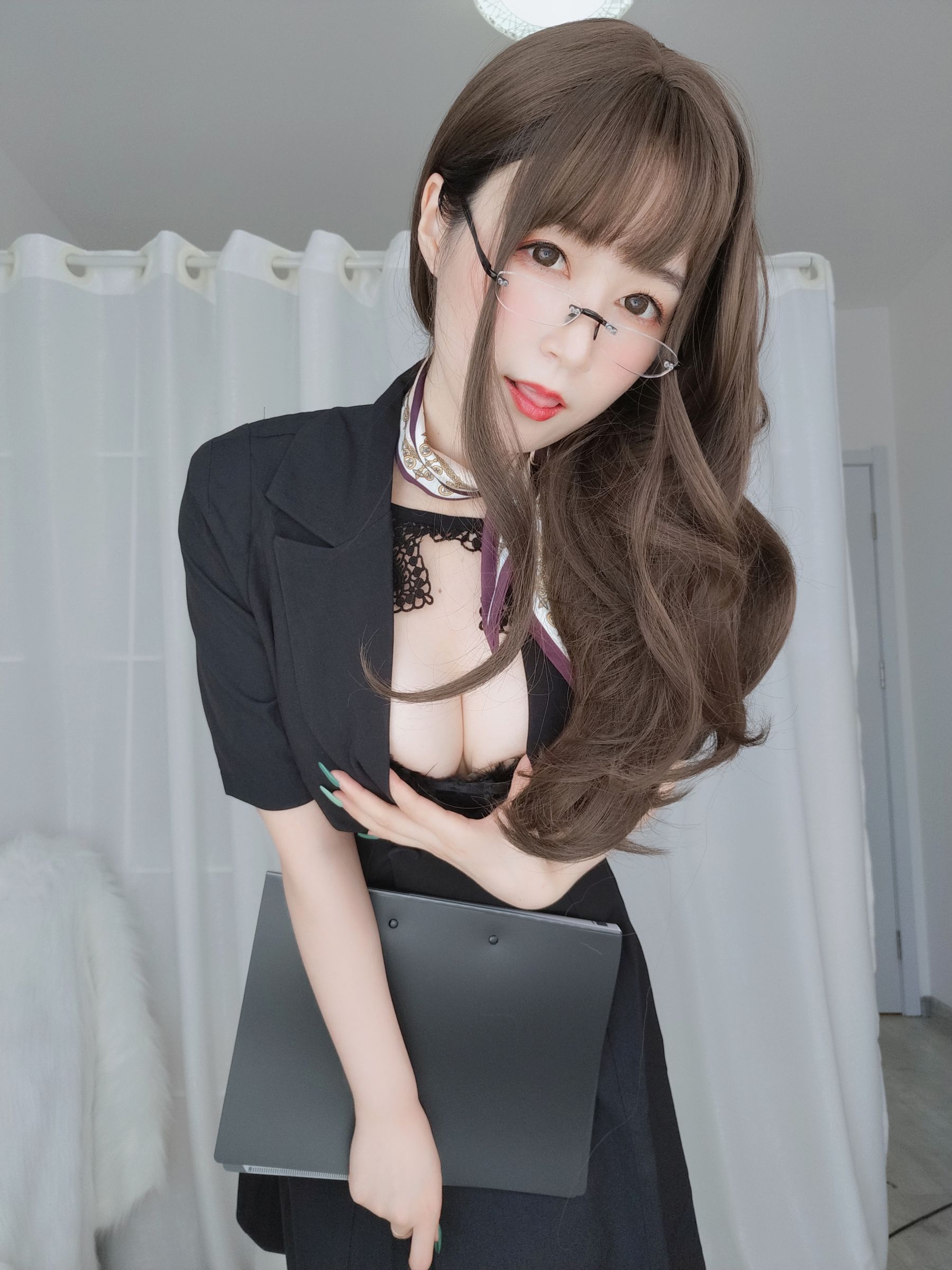 Coser小姐姐白银 – OL下的内衣 Cosplay-第100张
