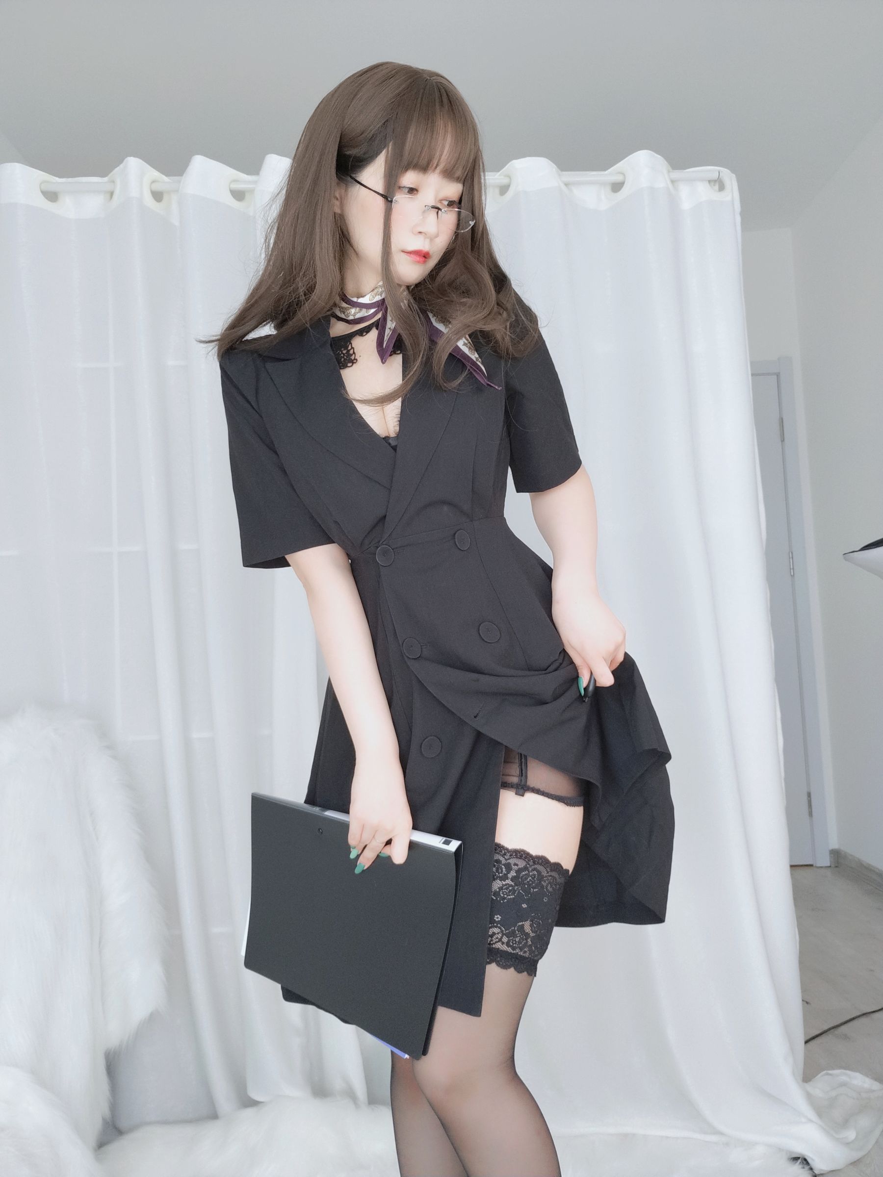 Coser小姐姐白银 – OL下的内衣 Cosplay-第8张