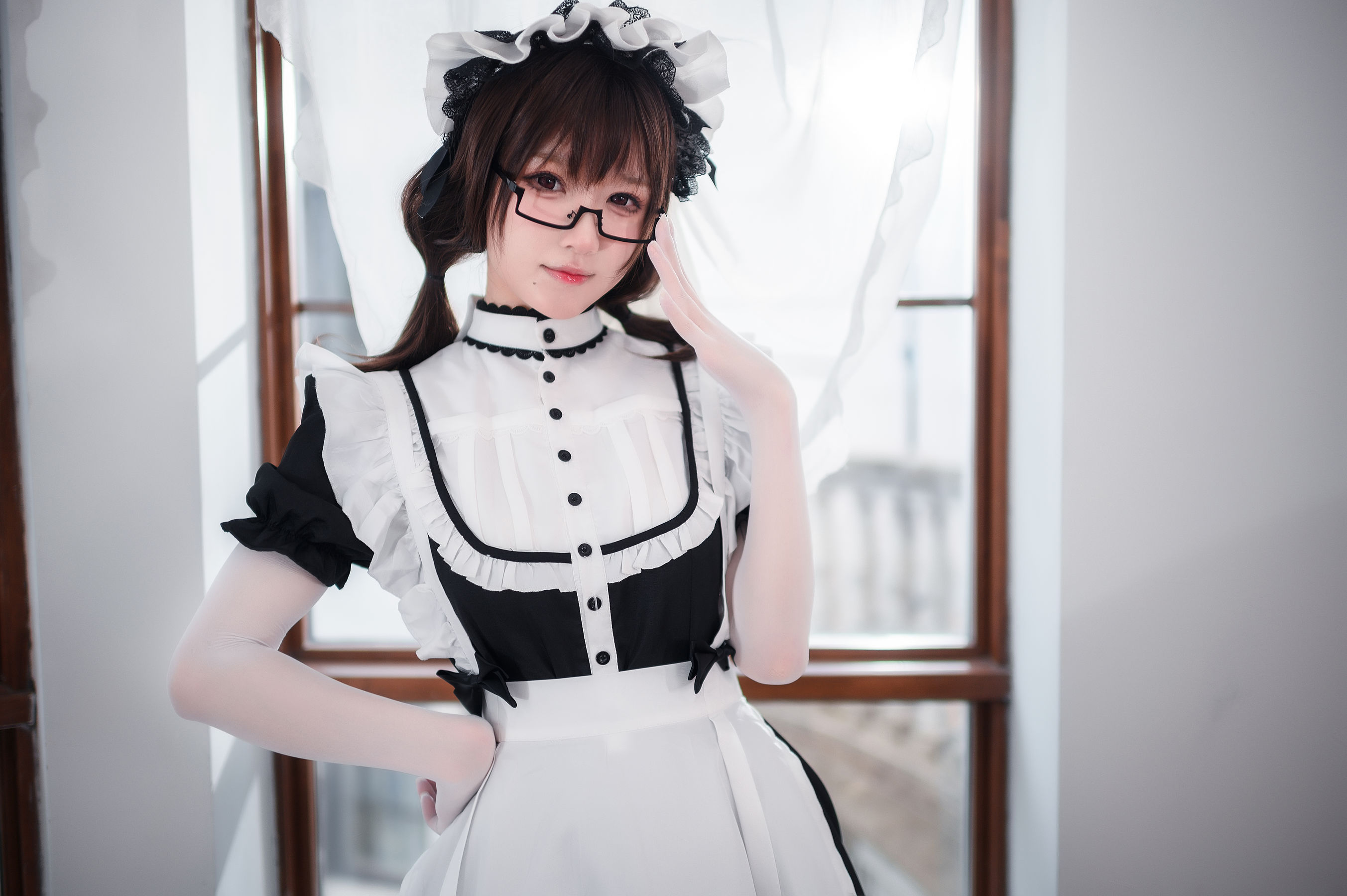 动漫博主阿包也是兔娘 – 传统长裙女仆 Cosplay-第22张