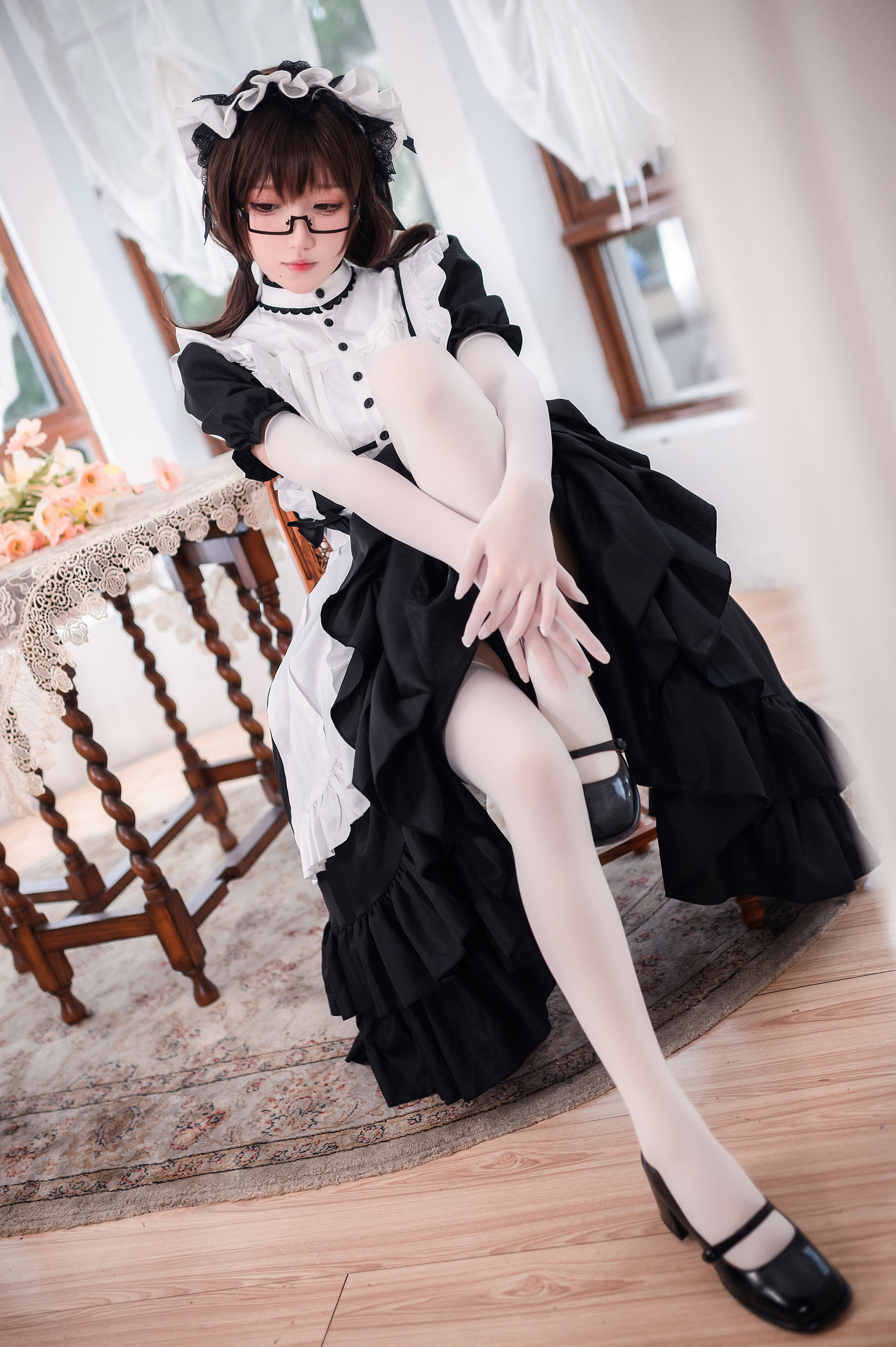 动漫博主阿包也是兔娘 – 传统长裙女仆 Cosplay-第10张