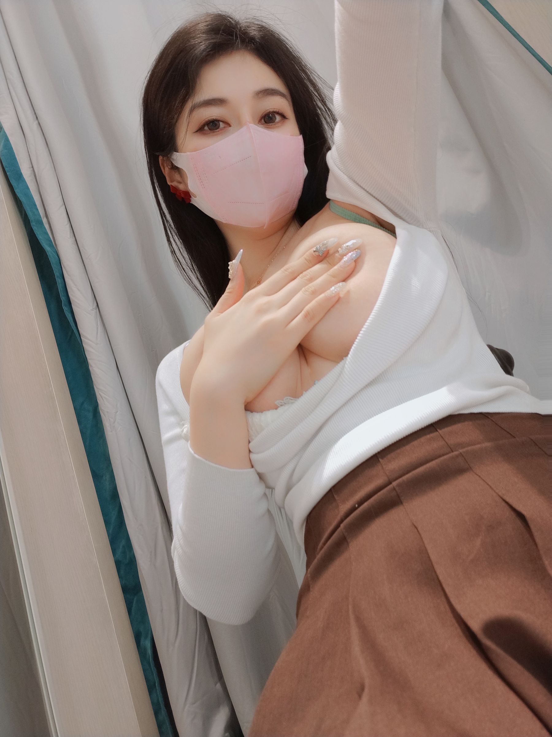Coser小姐姐白银 – 更衣室 Cosplay-第6张