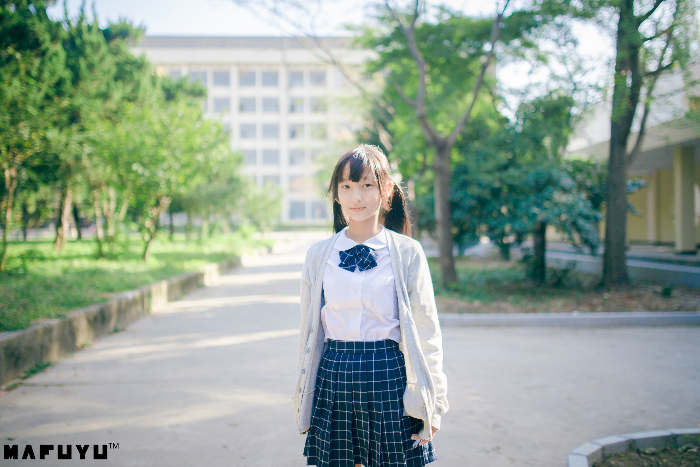 [萝莉COS] 神楽板真冬 阳光校服系列套图 Cosplay-第6张