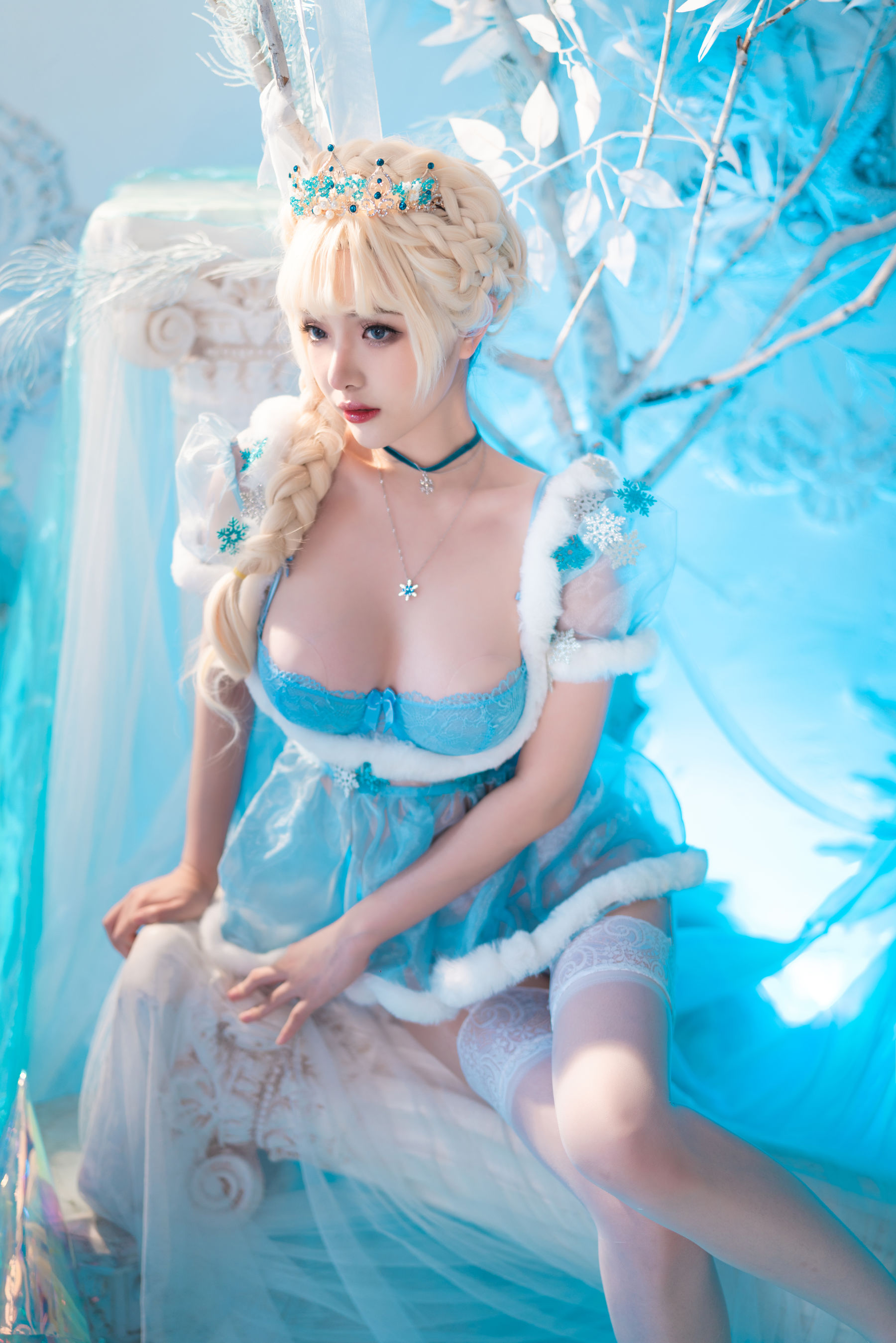 动漫博主雯妹 – 冰雪 Cosplay-第29张