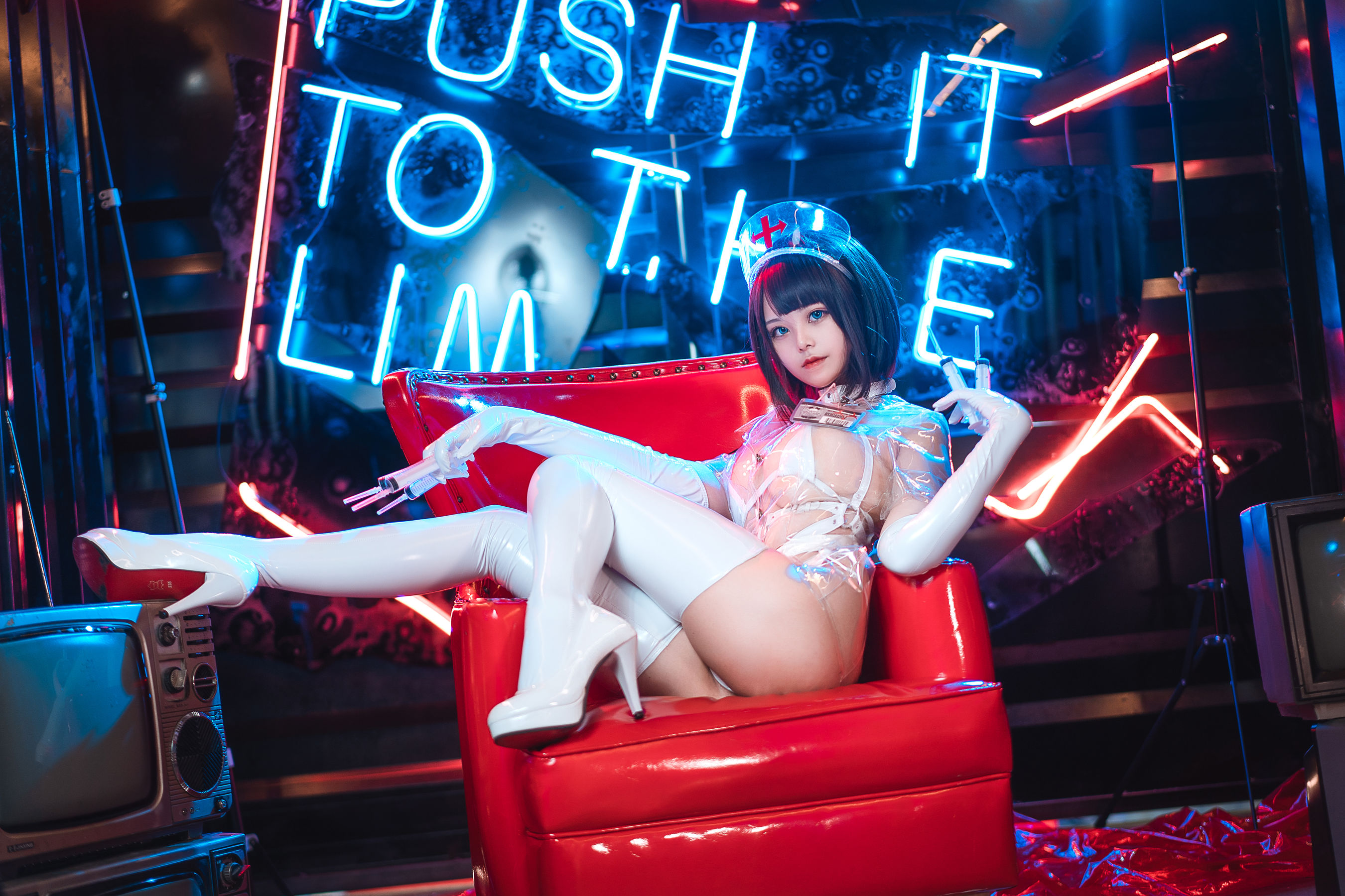 [Cosplay写真] 萌系小姐姐蜜汁猫裘 – 透明护士 Cosplay-第3张