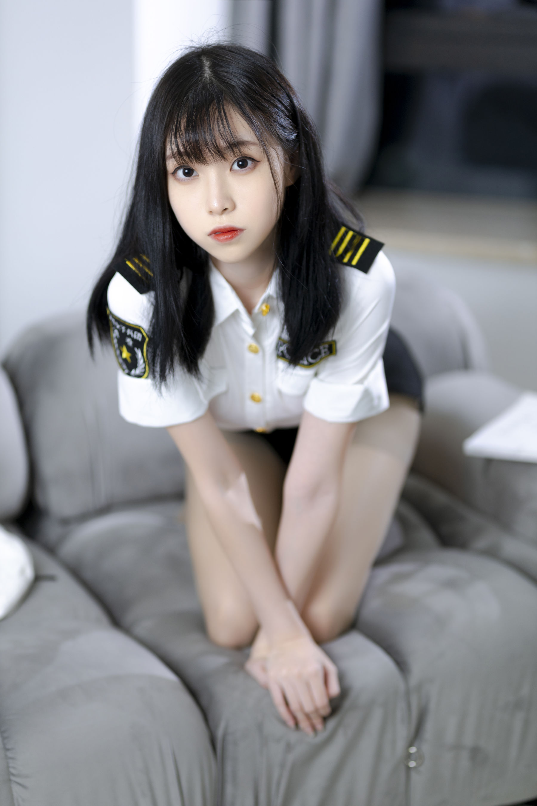 许岚(叁月life) – 灰丝制服 Cosplay-第14张