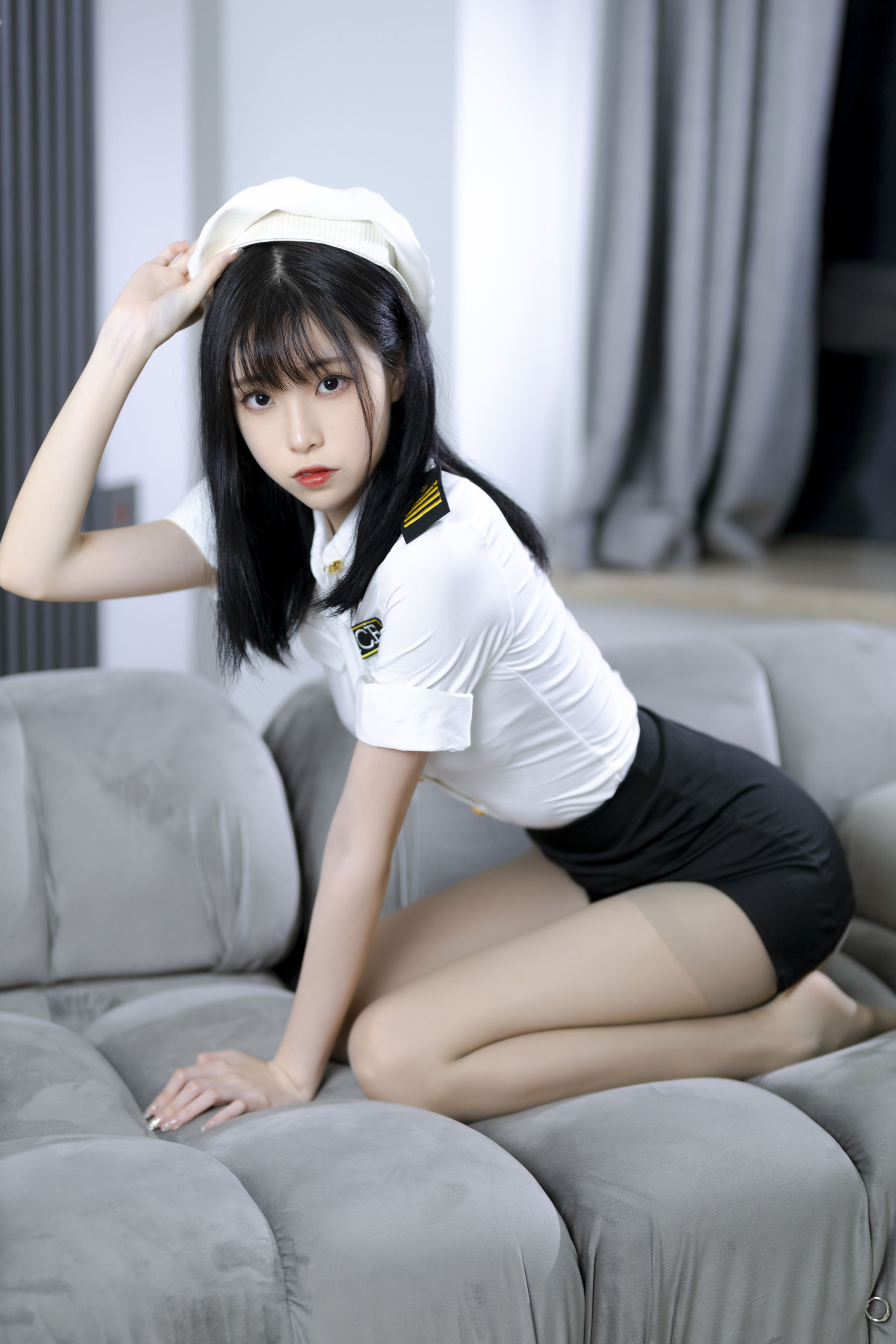 许岚(叁月life) – 灰丝制服 Cosplay-第17张