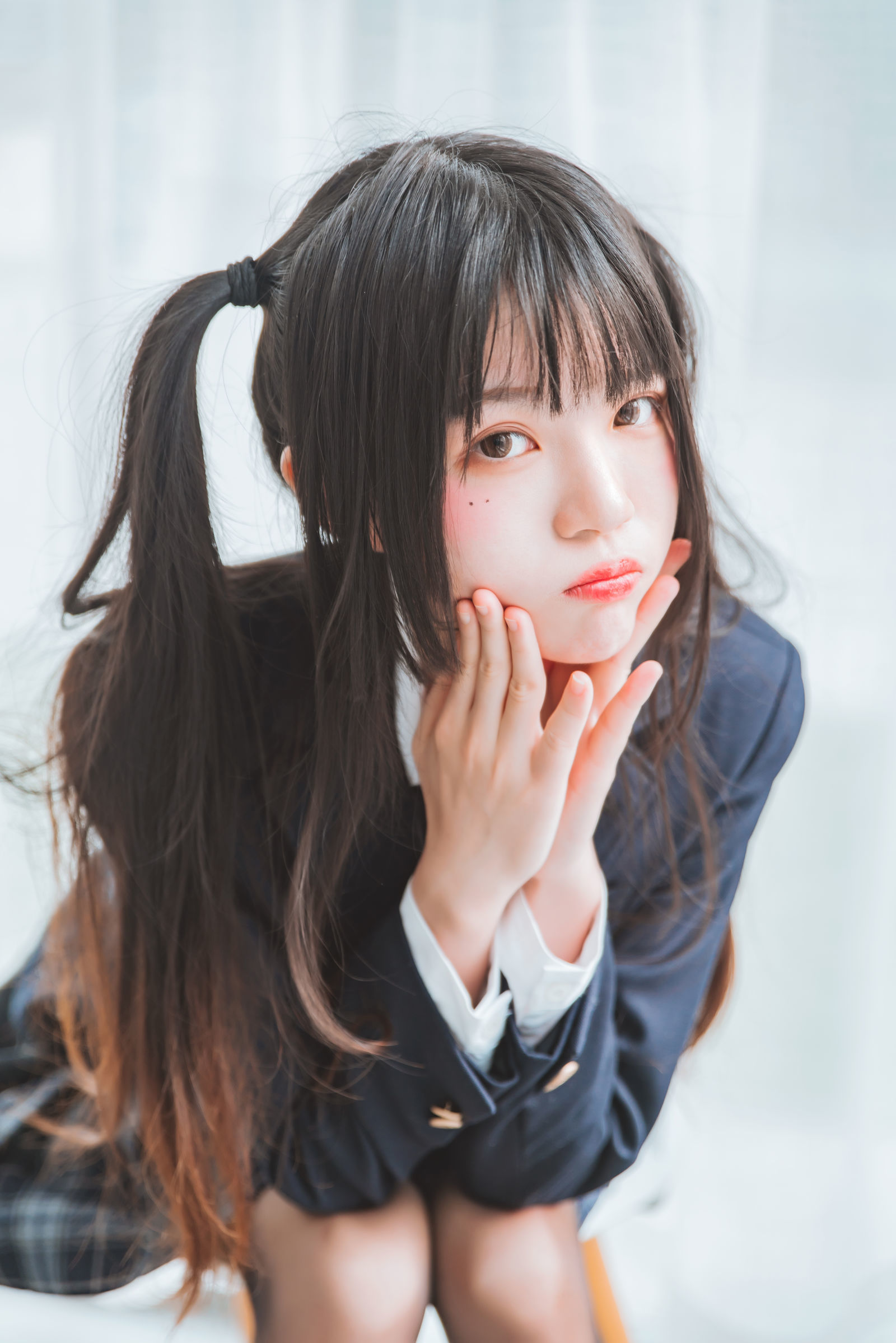 [萝莉COS] 桜桃喵 – 冬季制服丝秀 Cosplay-第9张