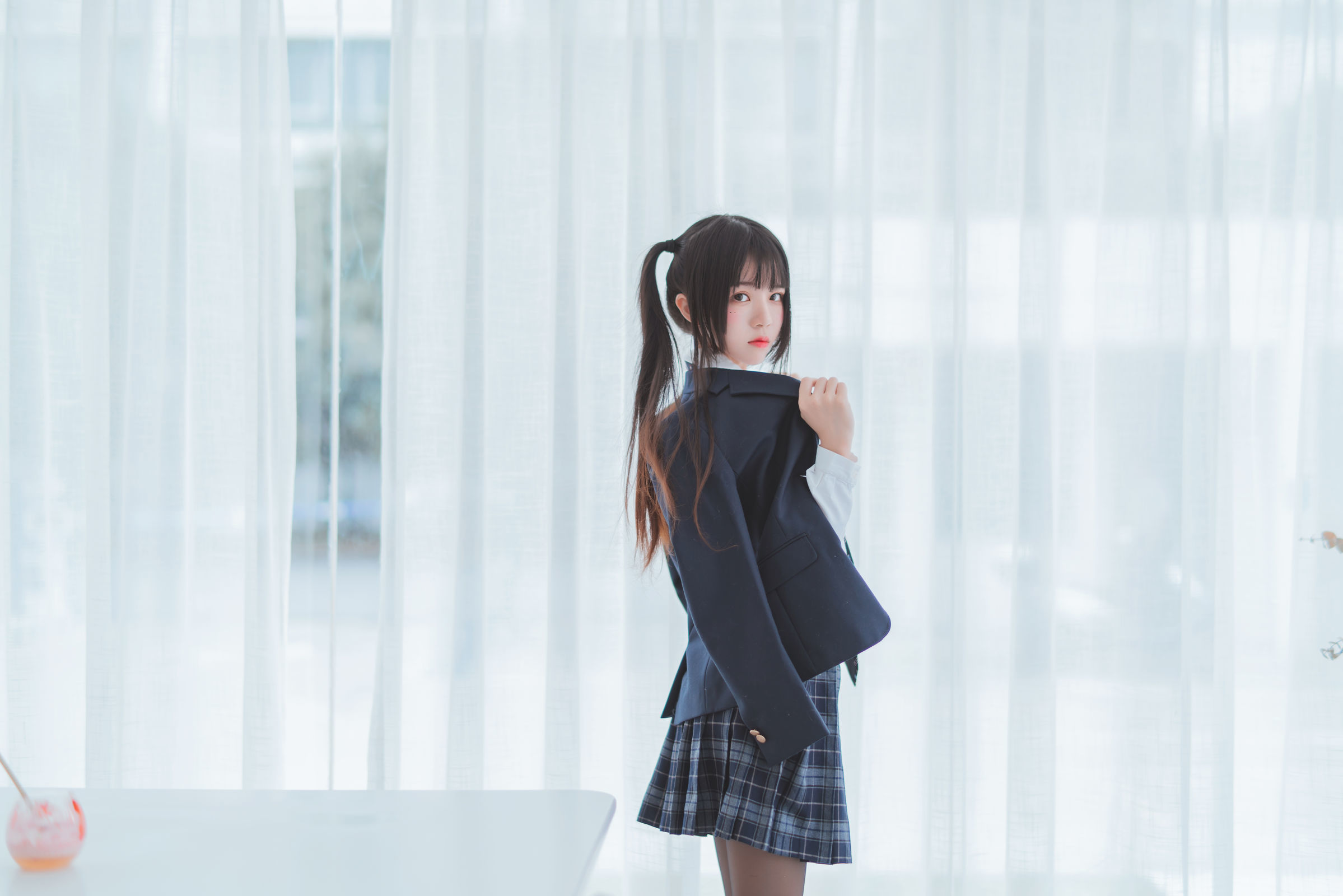 [萝莉COS] 桜桃喵 – 冬季制服丝秀 Cosplay-第1张