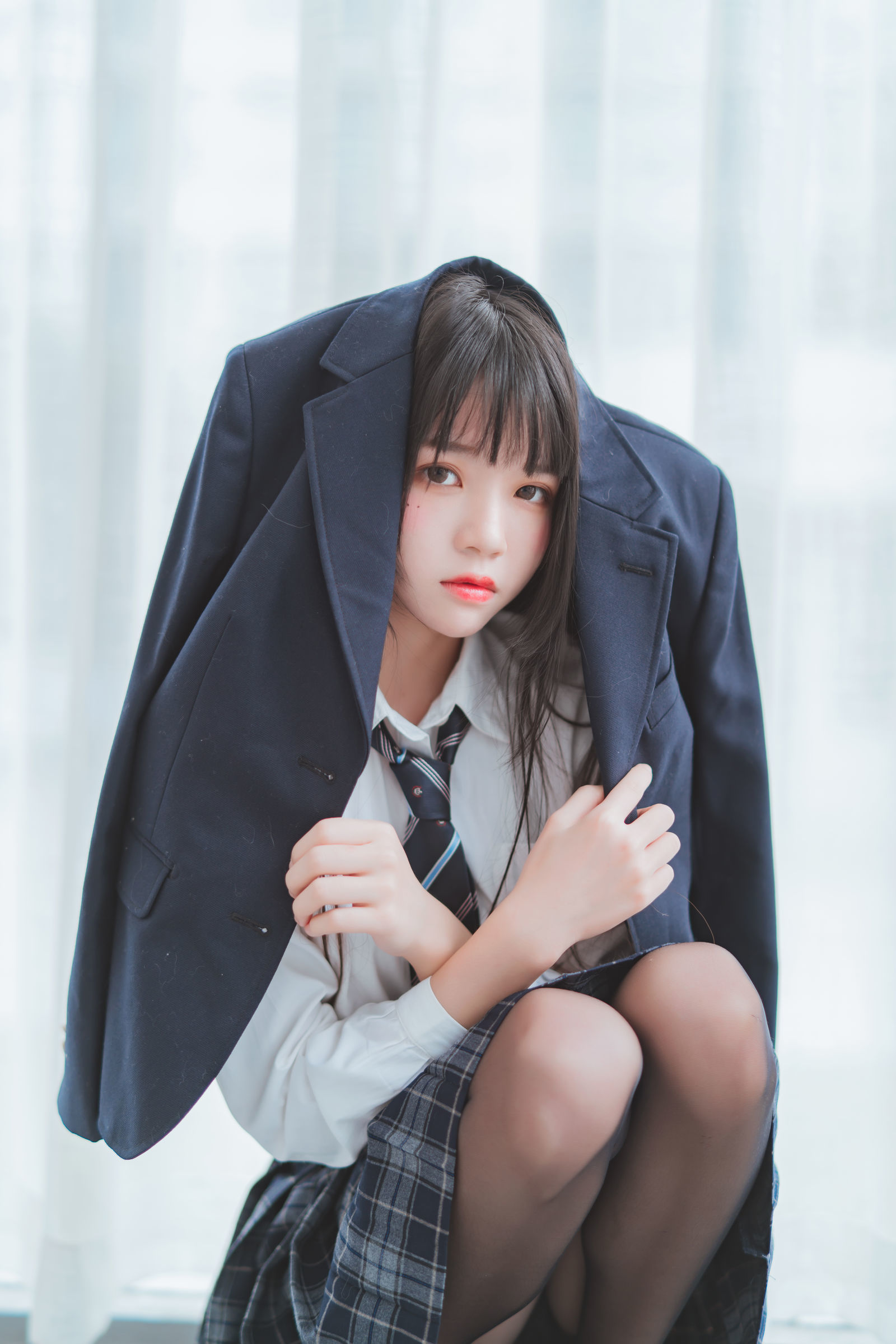 [萝莉COS] 桜桃喵 – 冬季制服丝秀 Cosplay-第3张