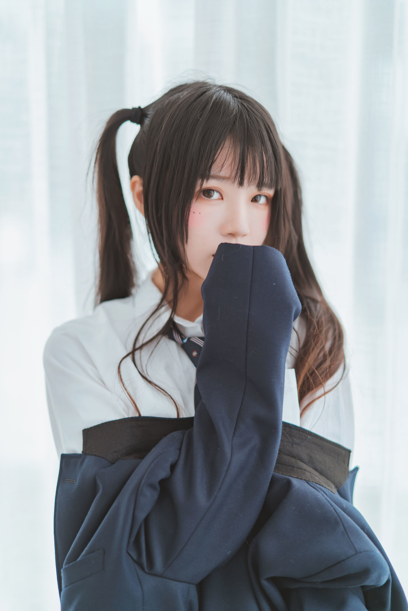 [萝莉COS] 桜桃喵 – 冬季制服丝秀 Cosplay-第7张
