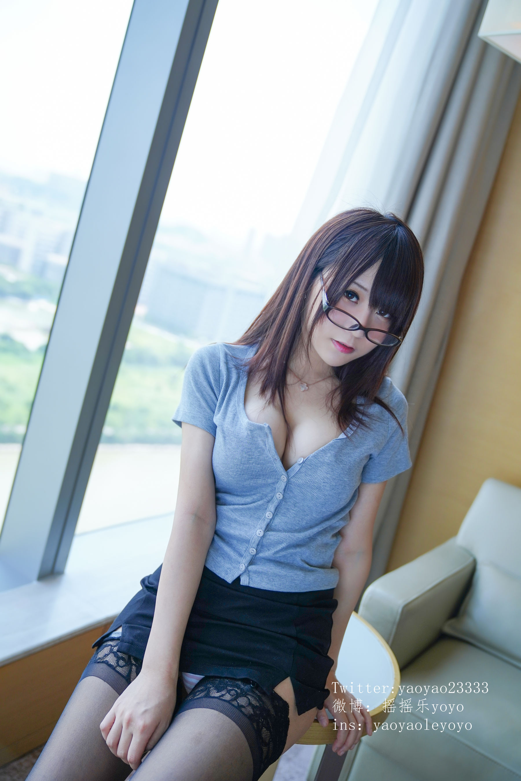[萝莉COS] 摇摇乐yoyo – 制服御姐 Cosplay-第141张