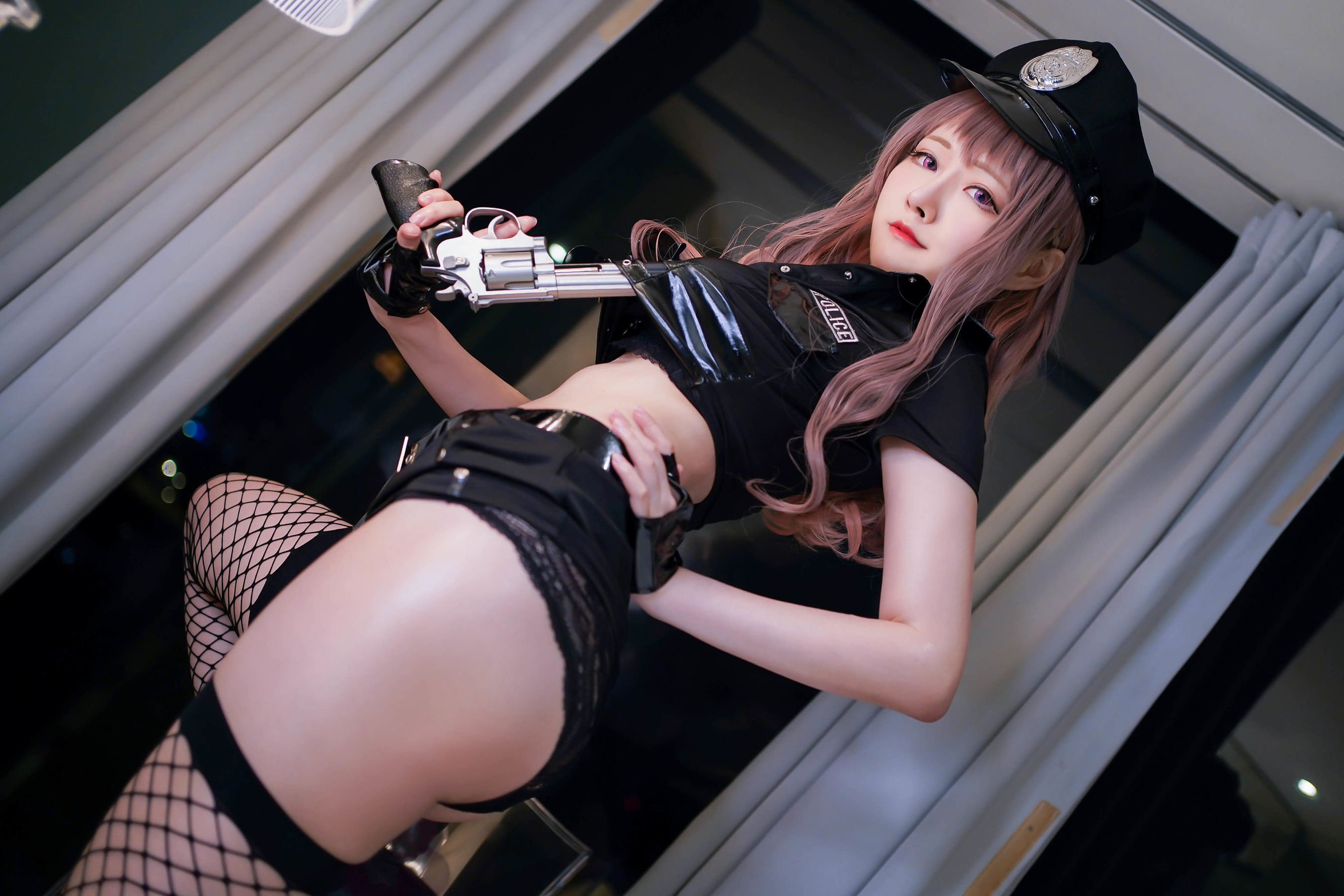 COS妹子Arty亞緹 – 女警网袜 Cosplay-第8张