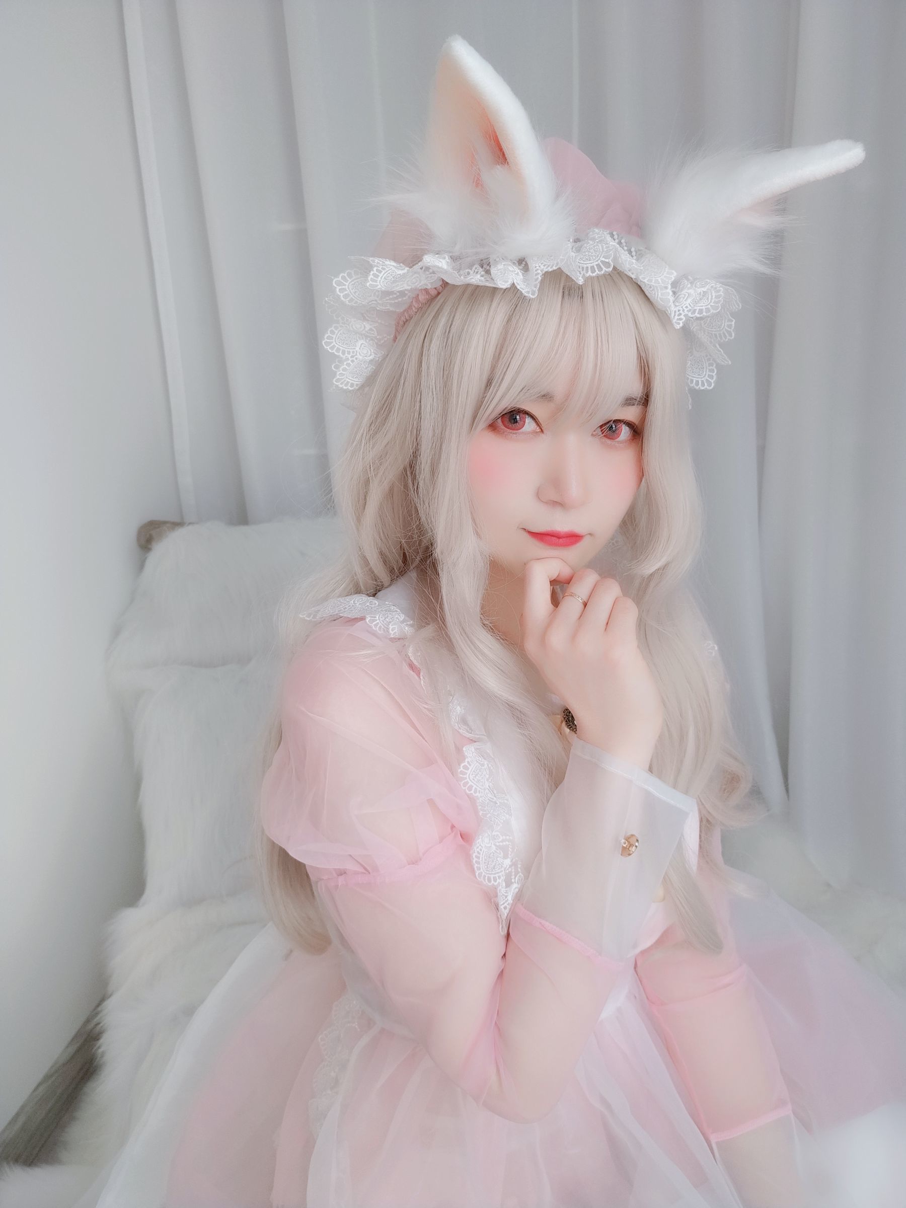 Coser小姐姐白银 女仆小兔子 Cosplay-第1张