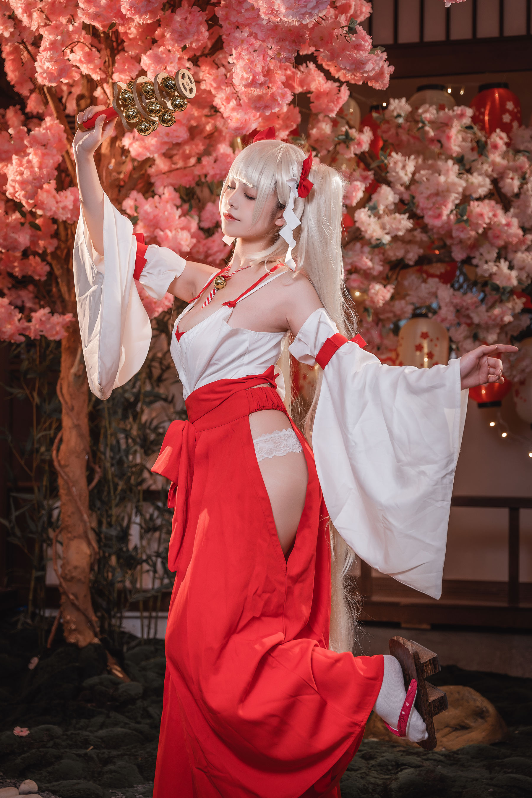 萌系小姐姐蜜汁猫裘 – 可畏巫女 Cosplay-第6张