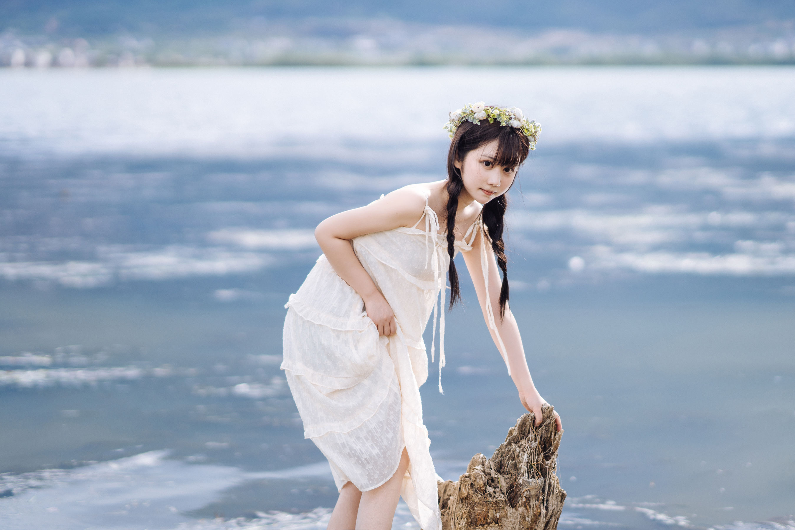 微博福利姬镜酱 – 静夏之花环女孩 Cosplay-第2张