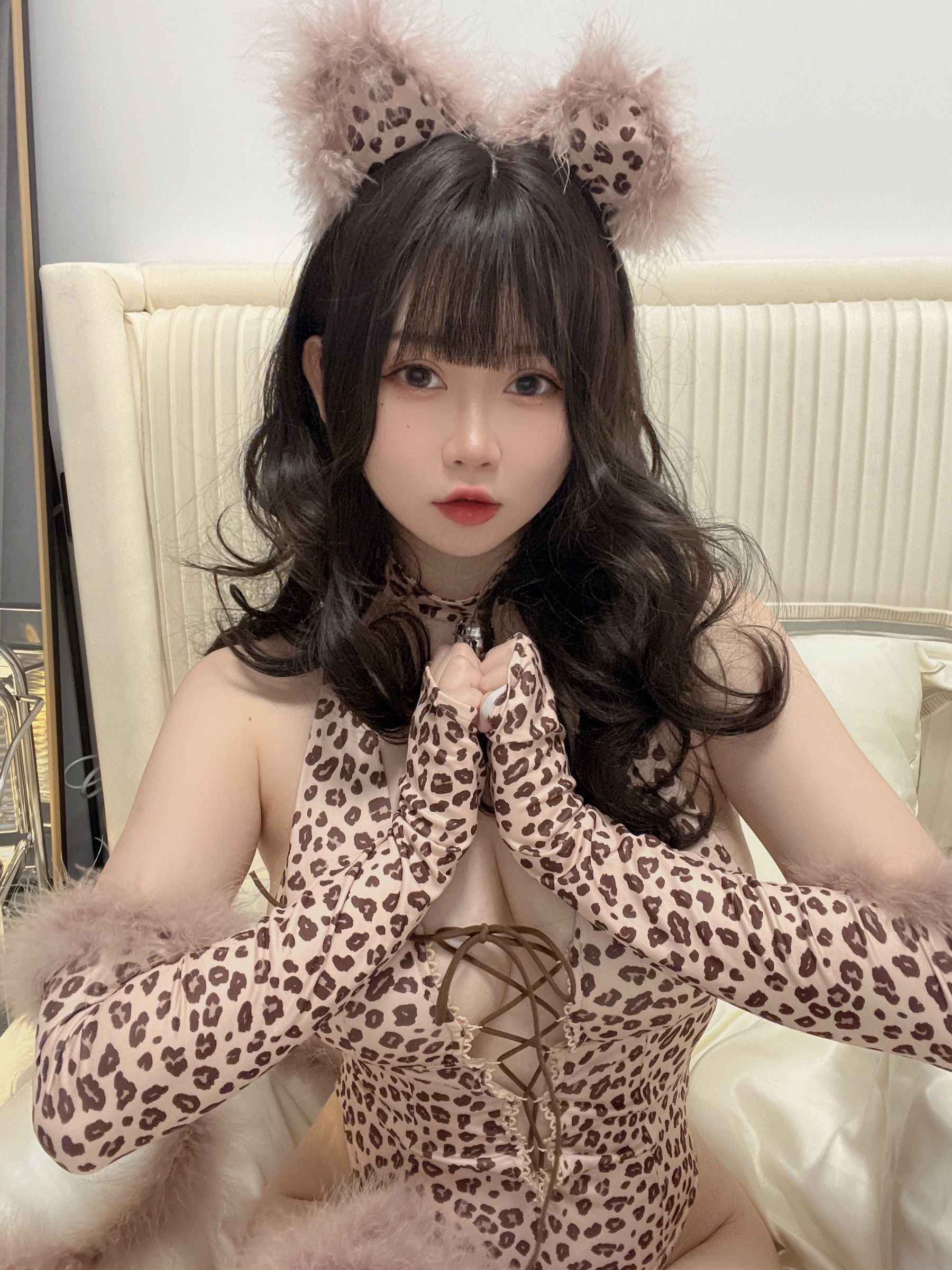 蜜桃少女是依酱呀 – 豹女 Cosplay-第3张
