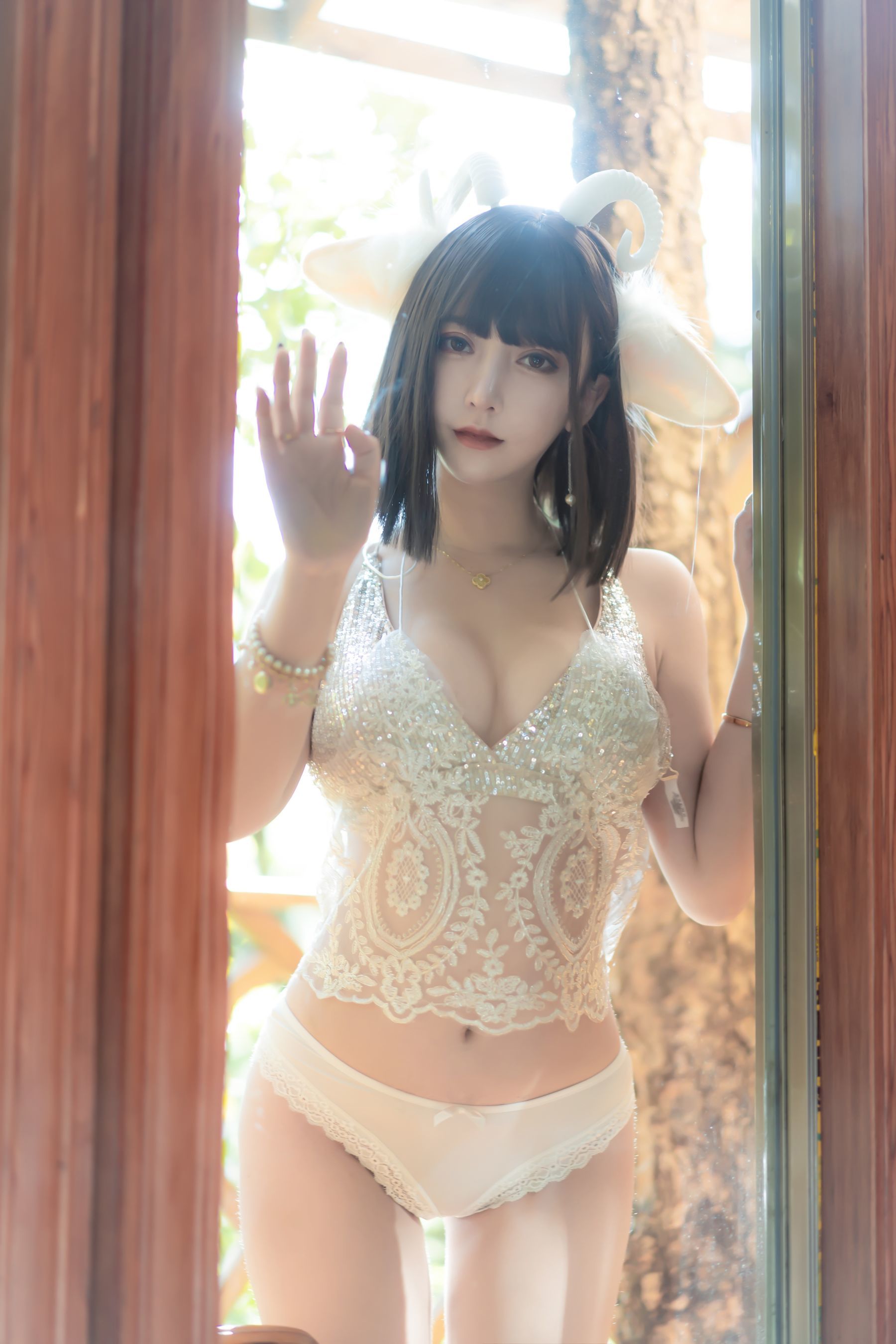 斗鱼米线线sama写真 喵小羊 Cosplay-第1张