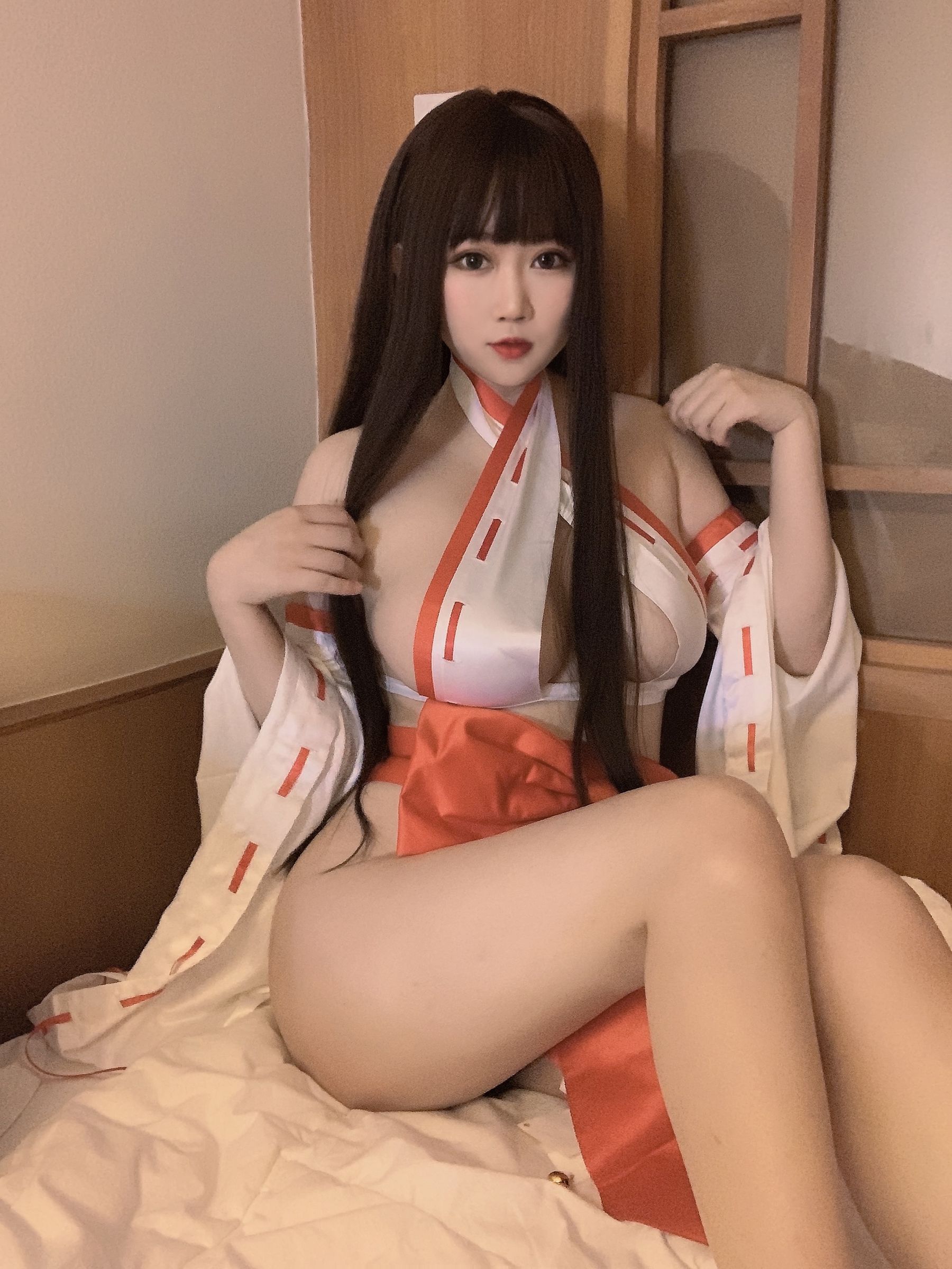 蜜桃少女是依酱呀 – 女巫 Cosplay-第37张
