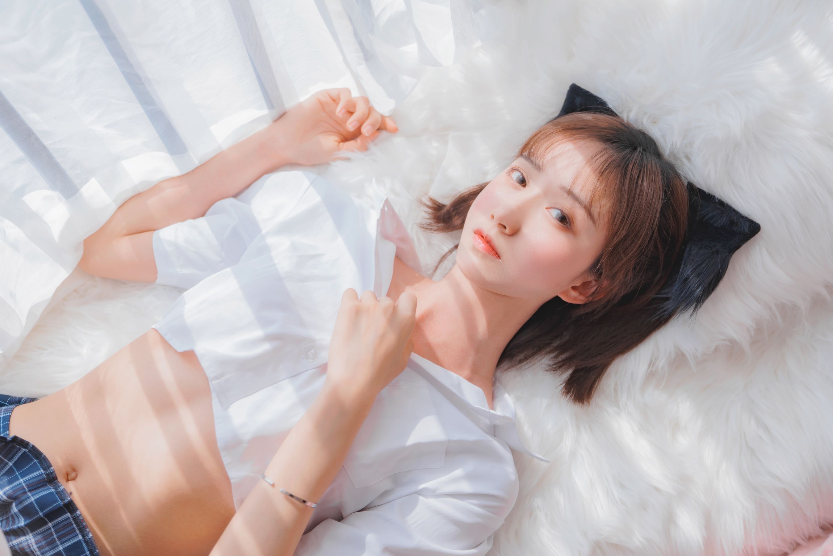 萌系小姐姐木绵绵OwO – 怀中猫 Cosplay-第5张